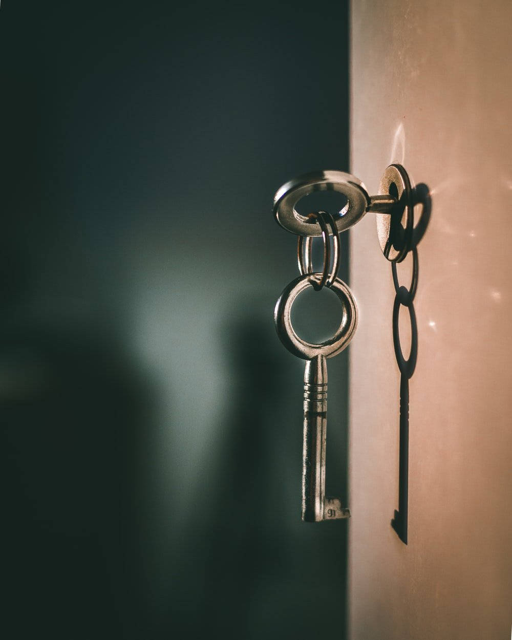 Hængende nøgle æstetik Wallpapers