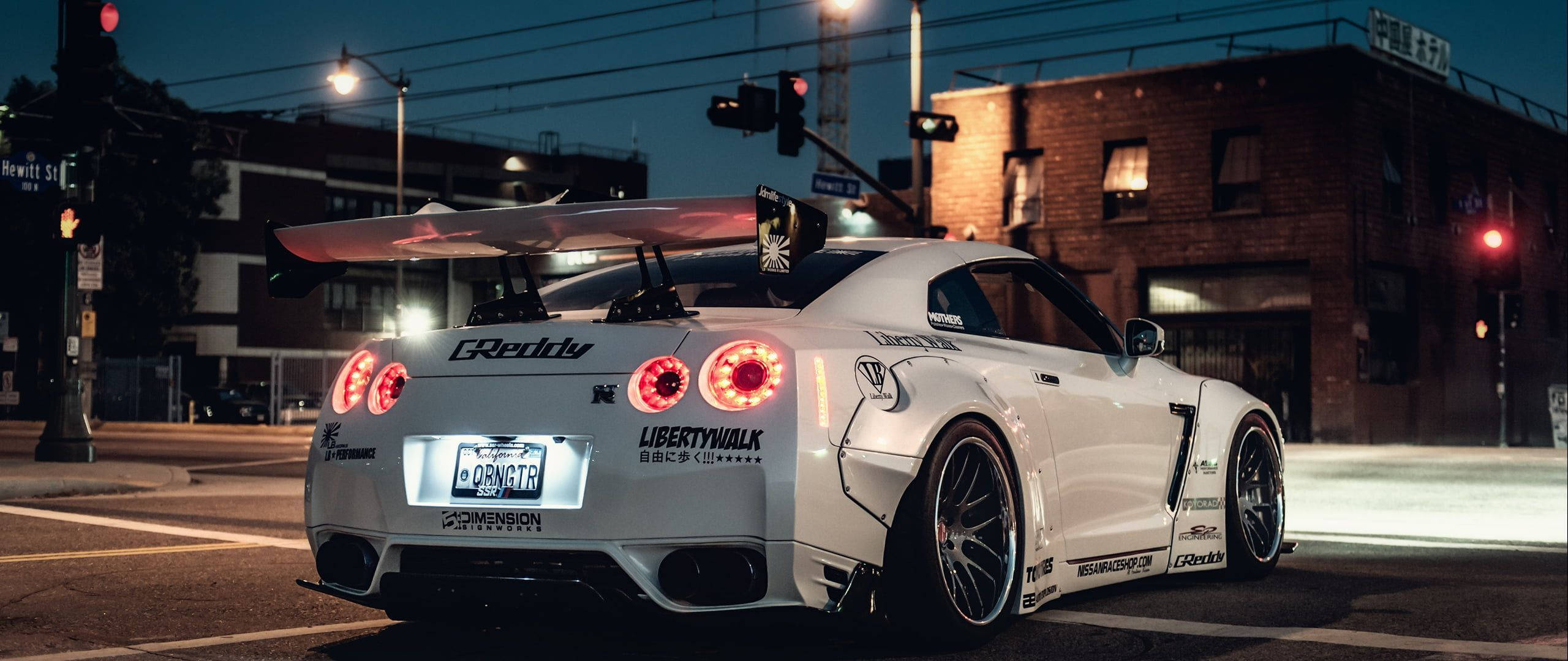 Hvid Nissan Skyline GTR R34 bagfra Wallpapers