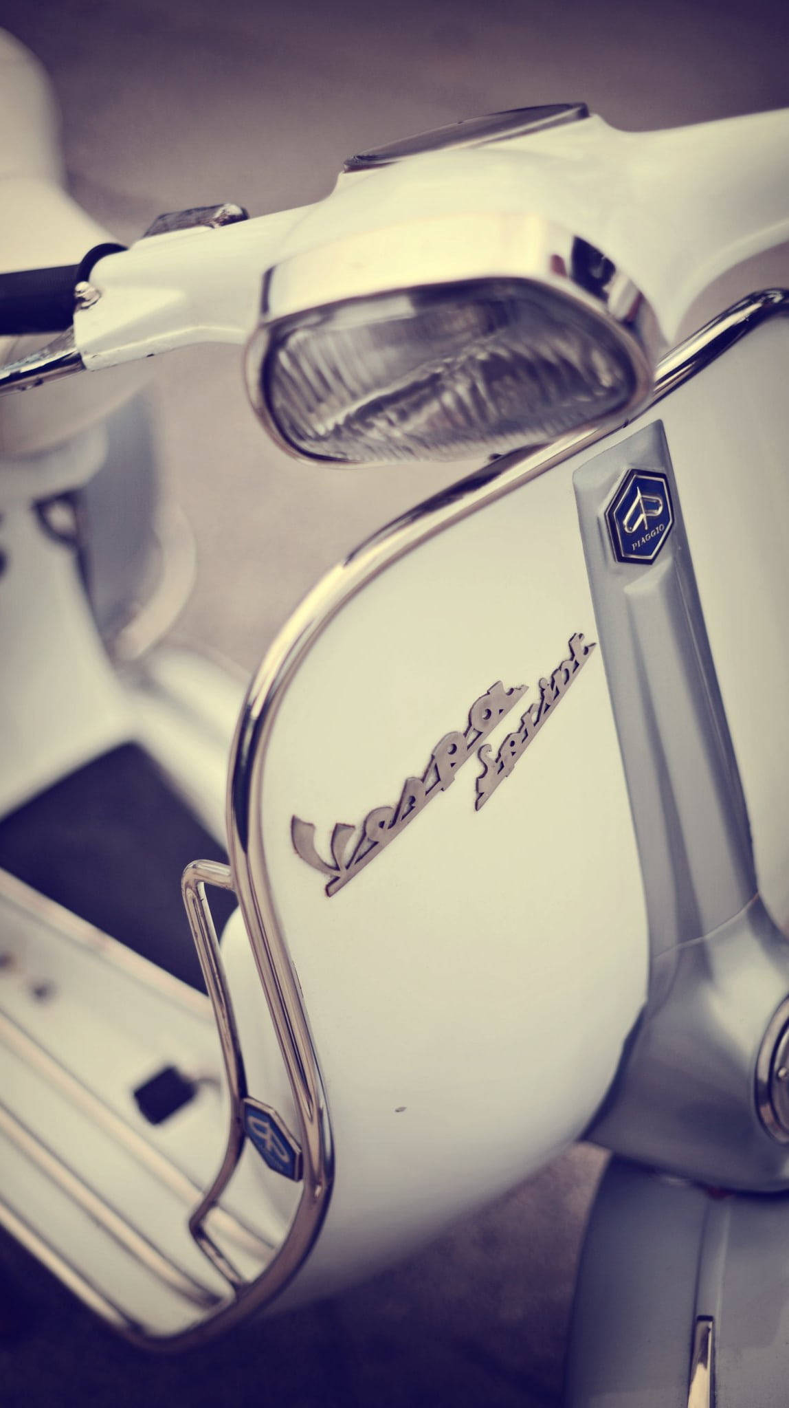 Hvid retro æstetisk Vespa Sprint Wallpapers