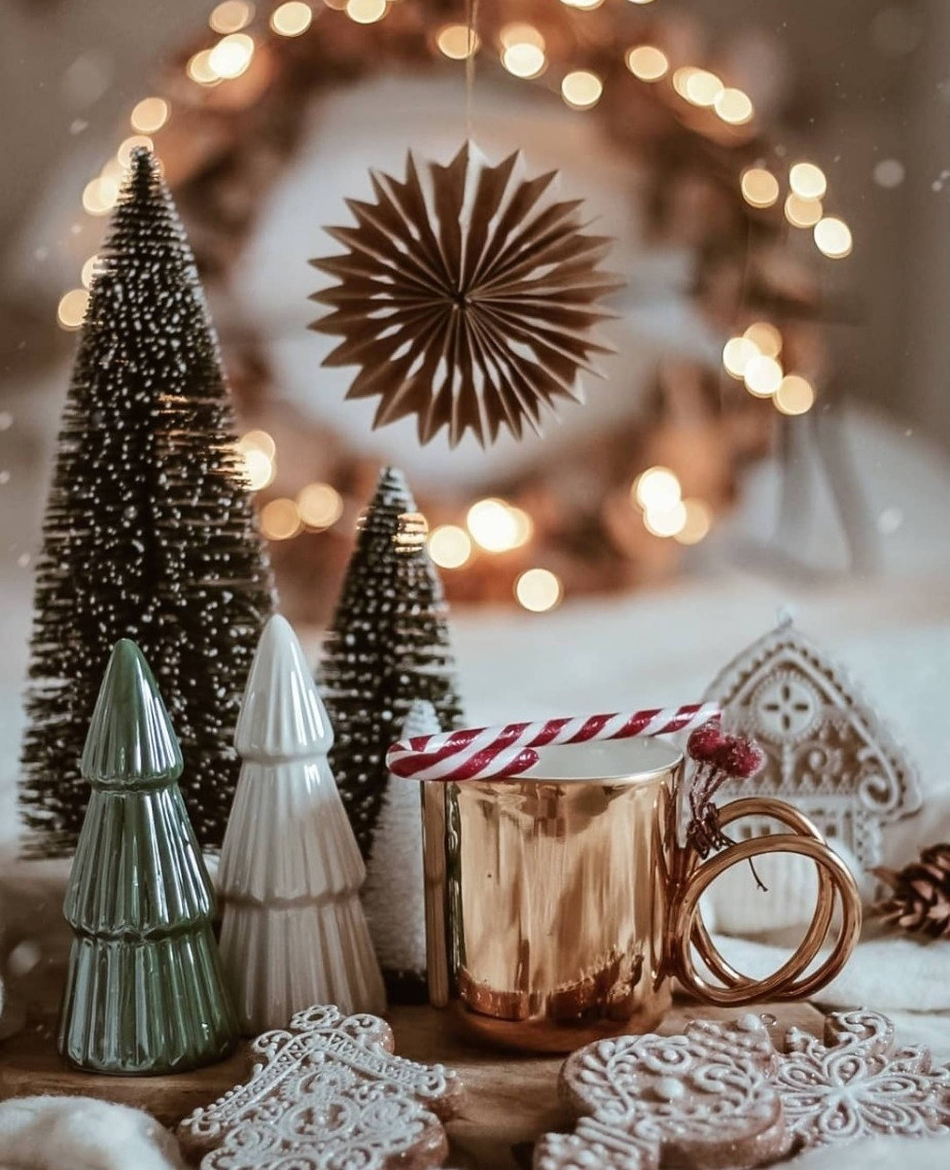 Hygge julestemning med gyldent krus Wallpapers