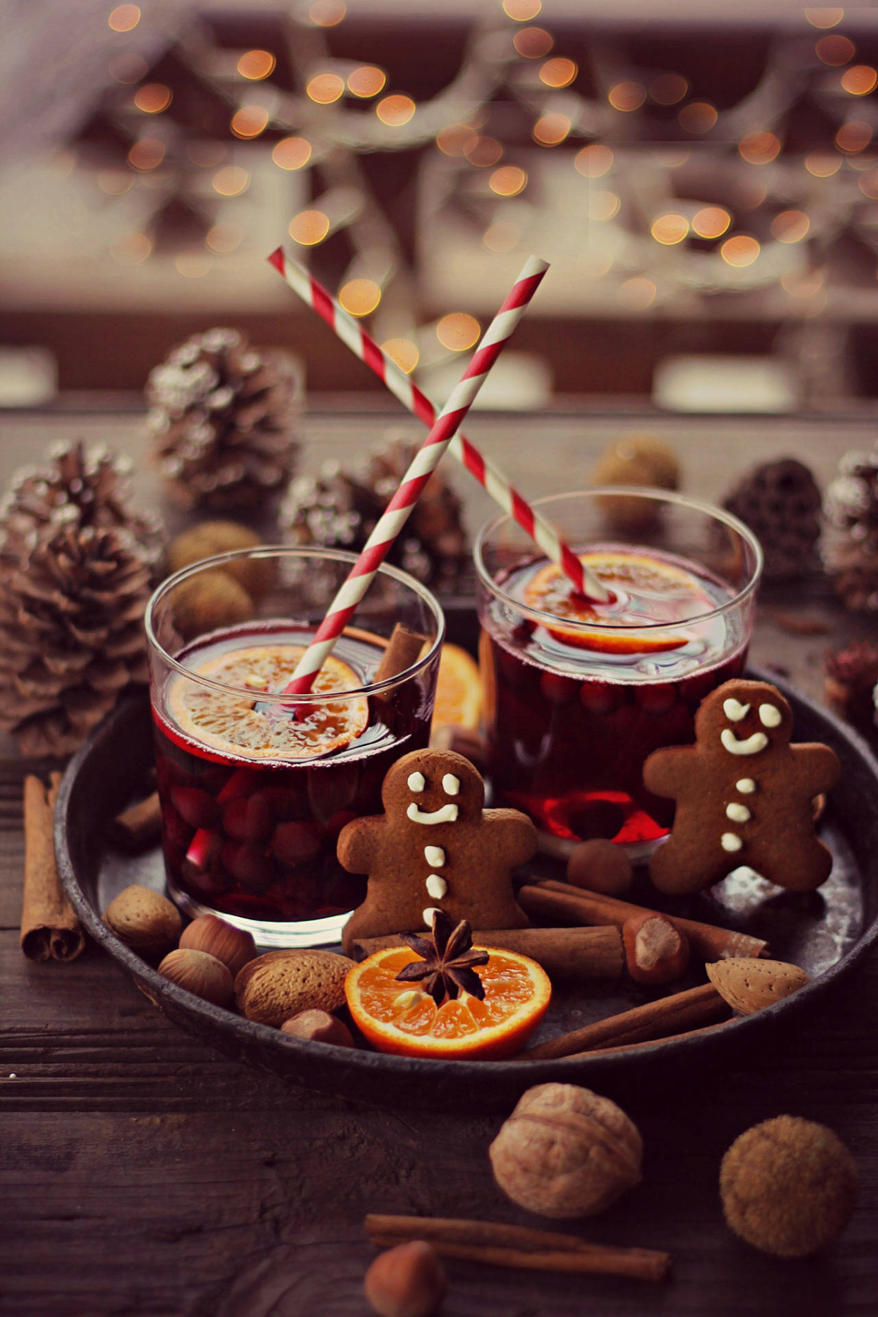 Hyggelig julestemning med drikkevarer og småkager Wallpapers