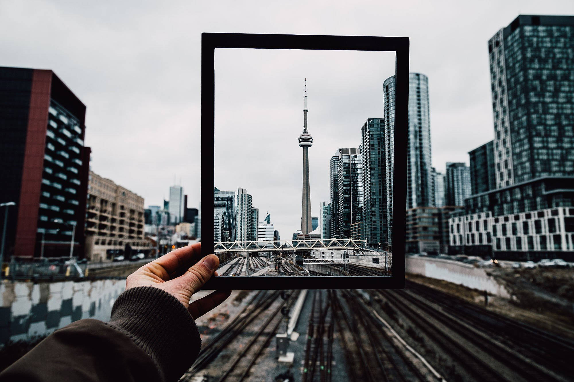 Indrammet CN Tower Wallpapers