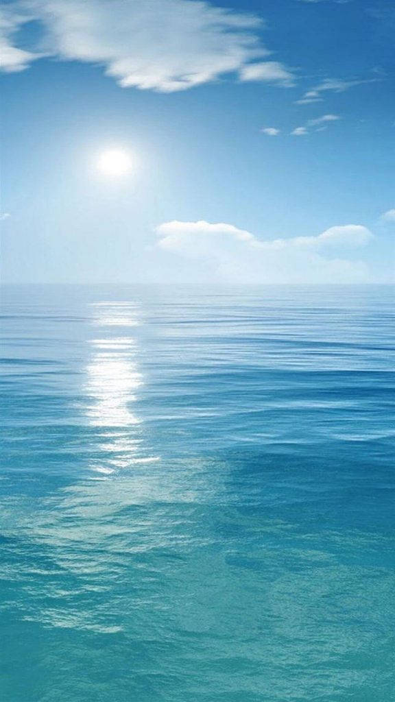 iPhone Stock Sol i Blåt Hav Wallpapers