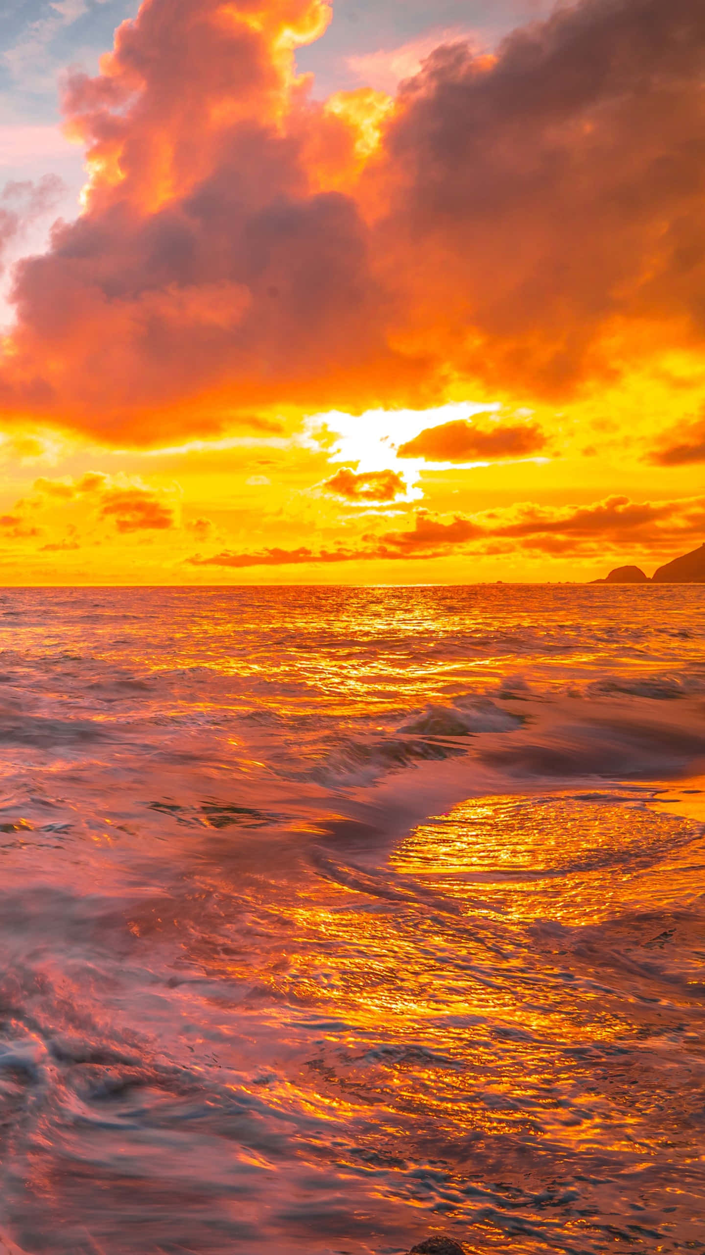 iPhone X Malibu Baggrund Overskyet Solnedgang Wallpapers