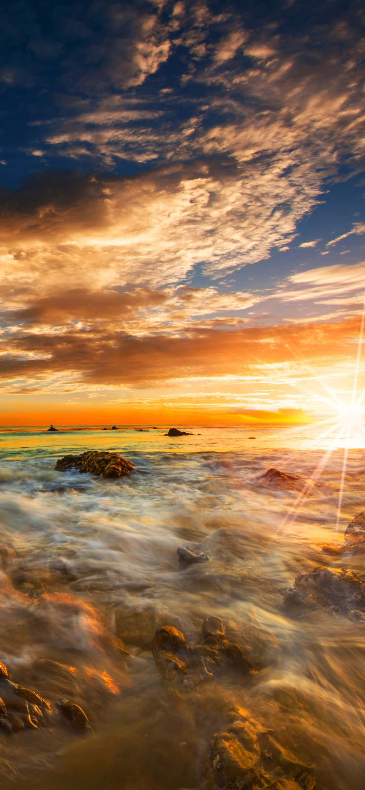 iPhone Xs Max Malibu solnedgang ved bølgerne baggrund Wallpapers