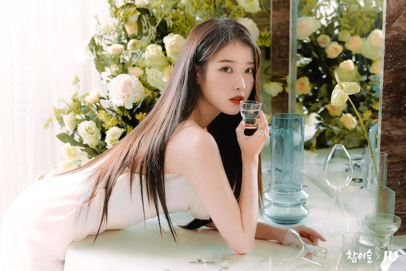 IU Vogue Korea Magasin Wallpapers