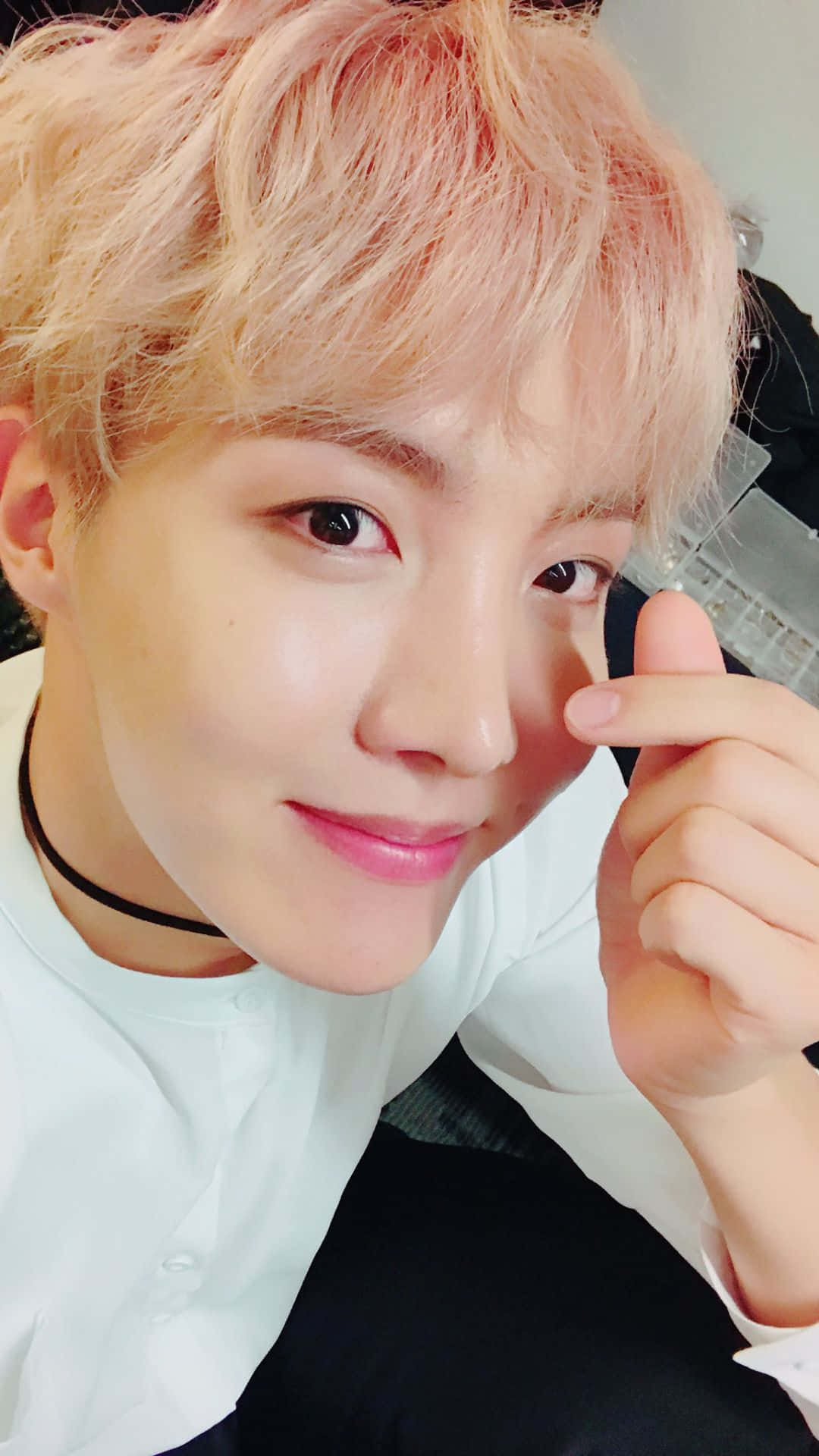 J-hope BTS fingerheart Wallpapers