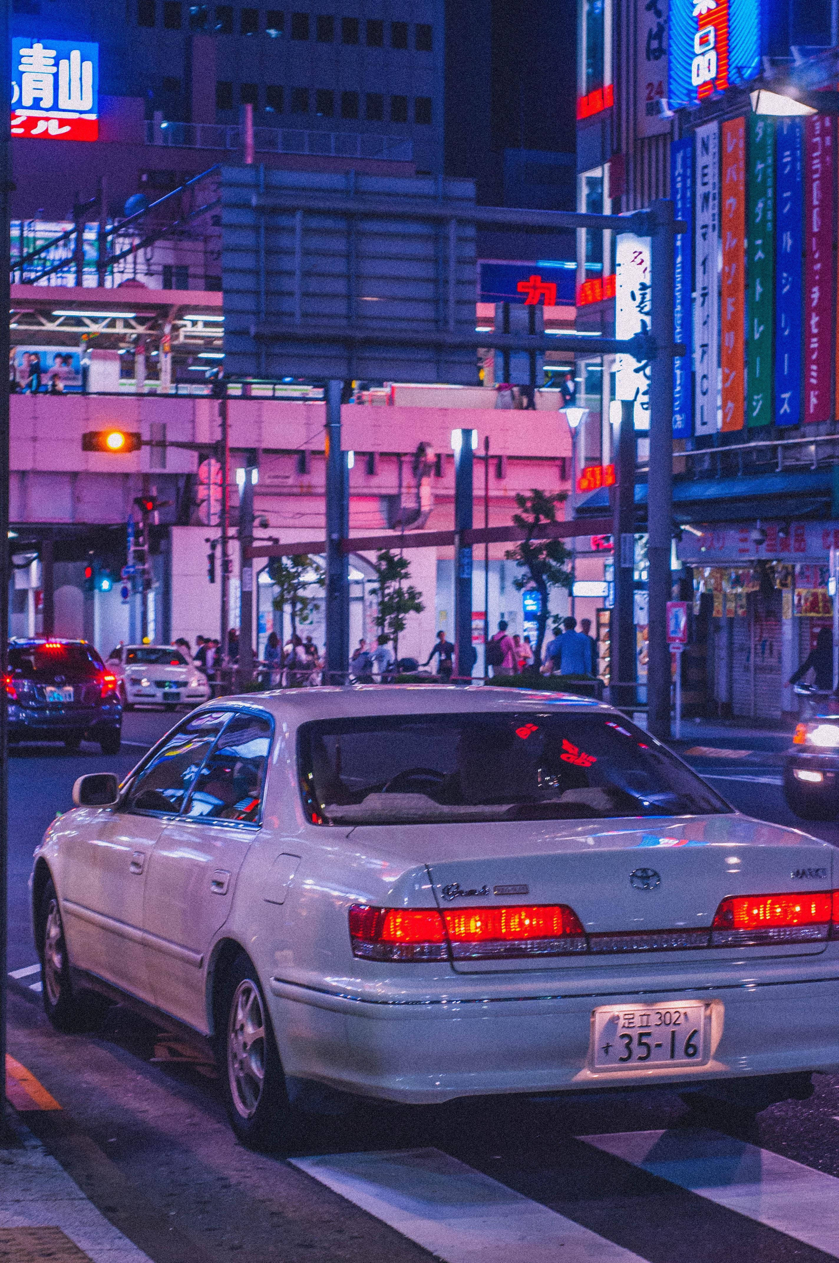 JDM-bil i Æstetisk Natby Wallpapers