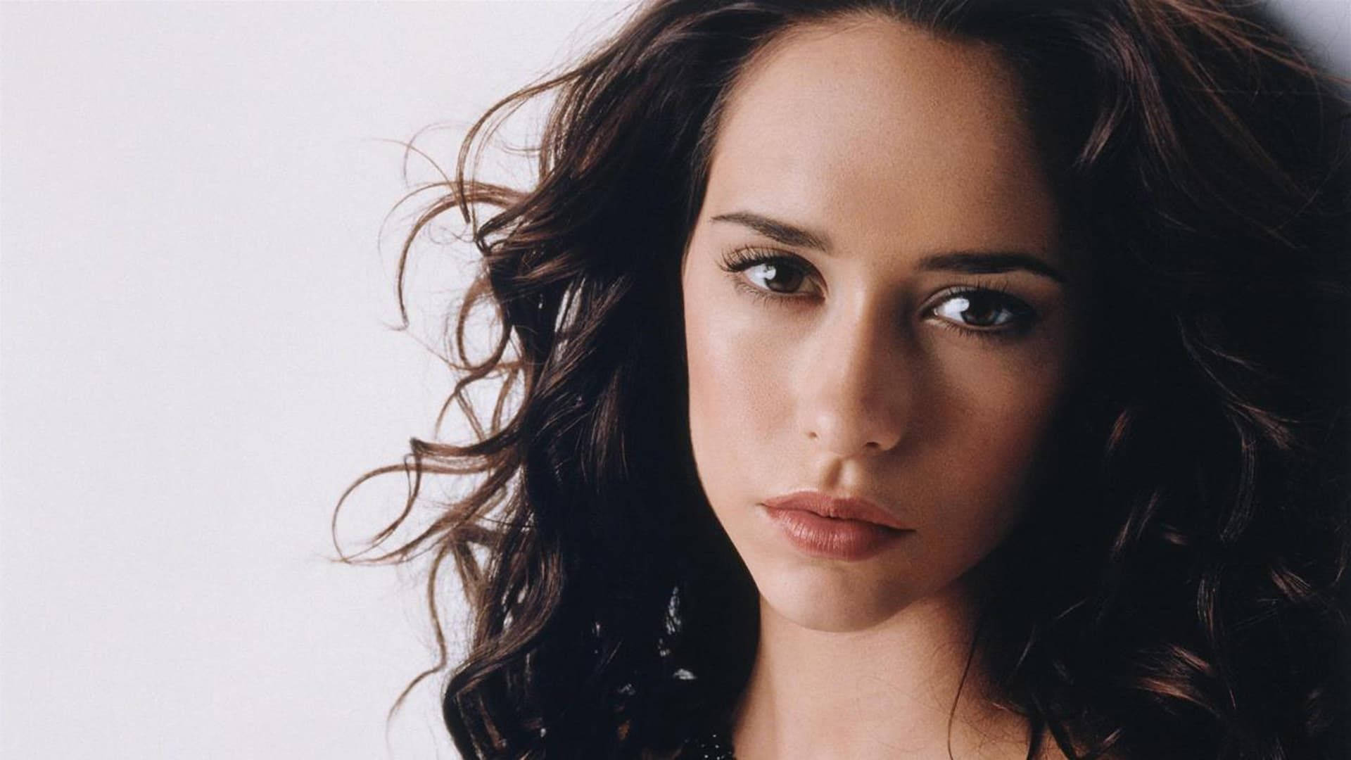 Jennifer Love Hewitt uskyldigt blik Wallpapers