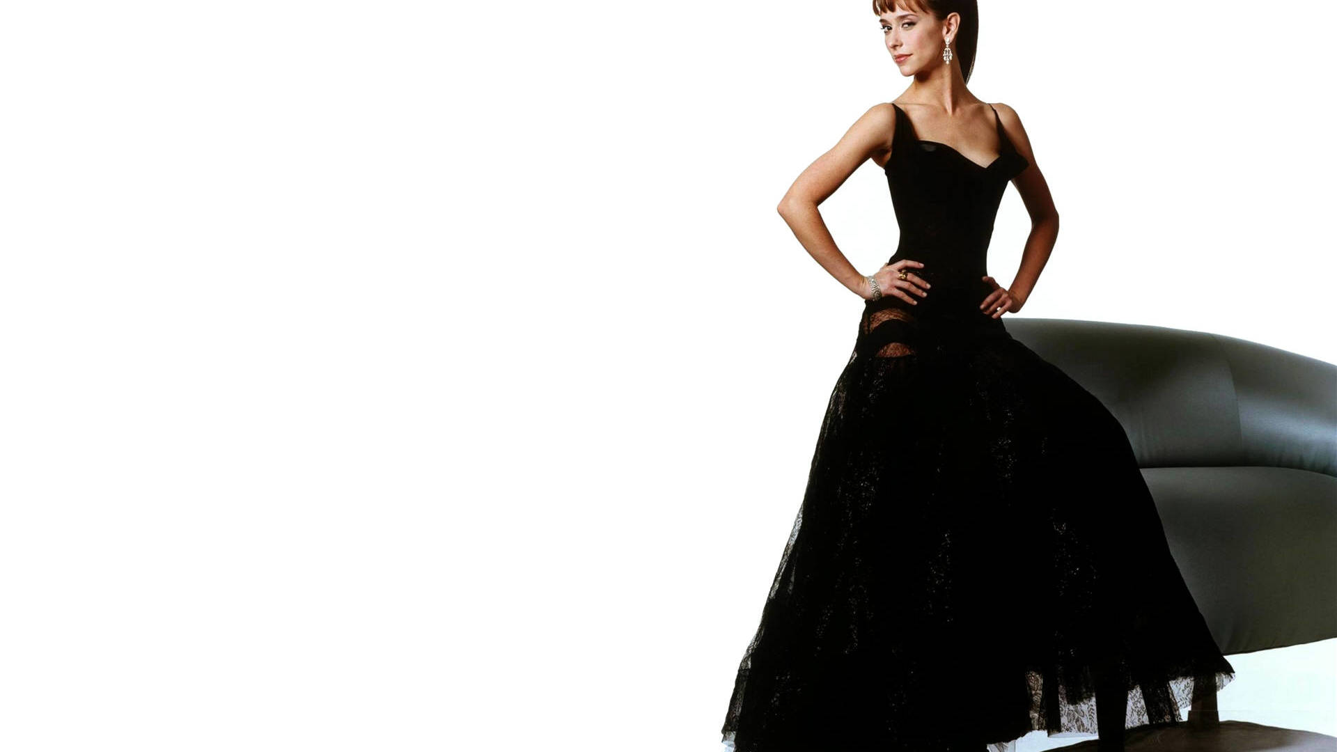 Jennifer Love Hewitt elegant sort kjole Wallpapers