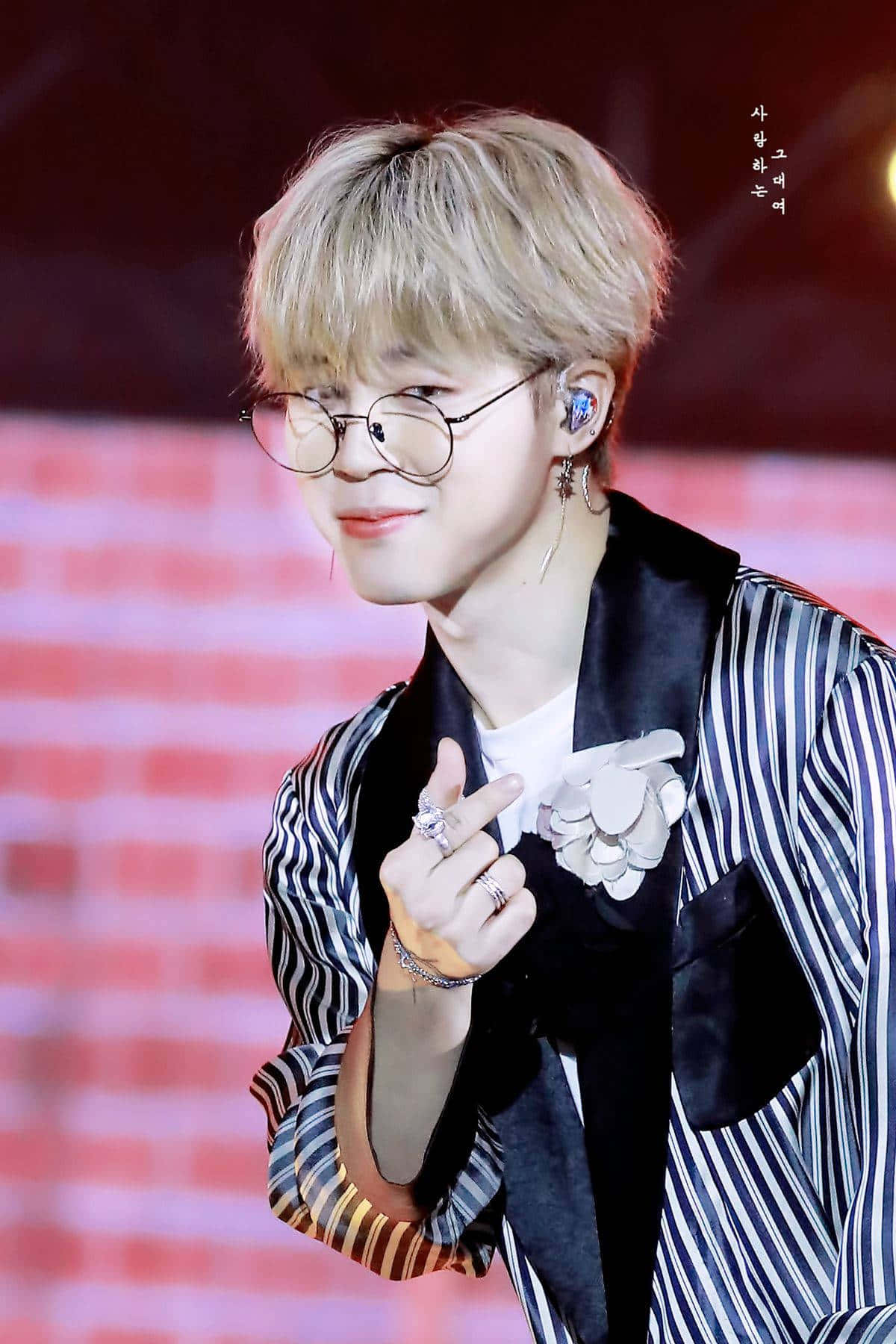 Jimin BTS Finger Heart Wallpapers