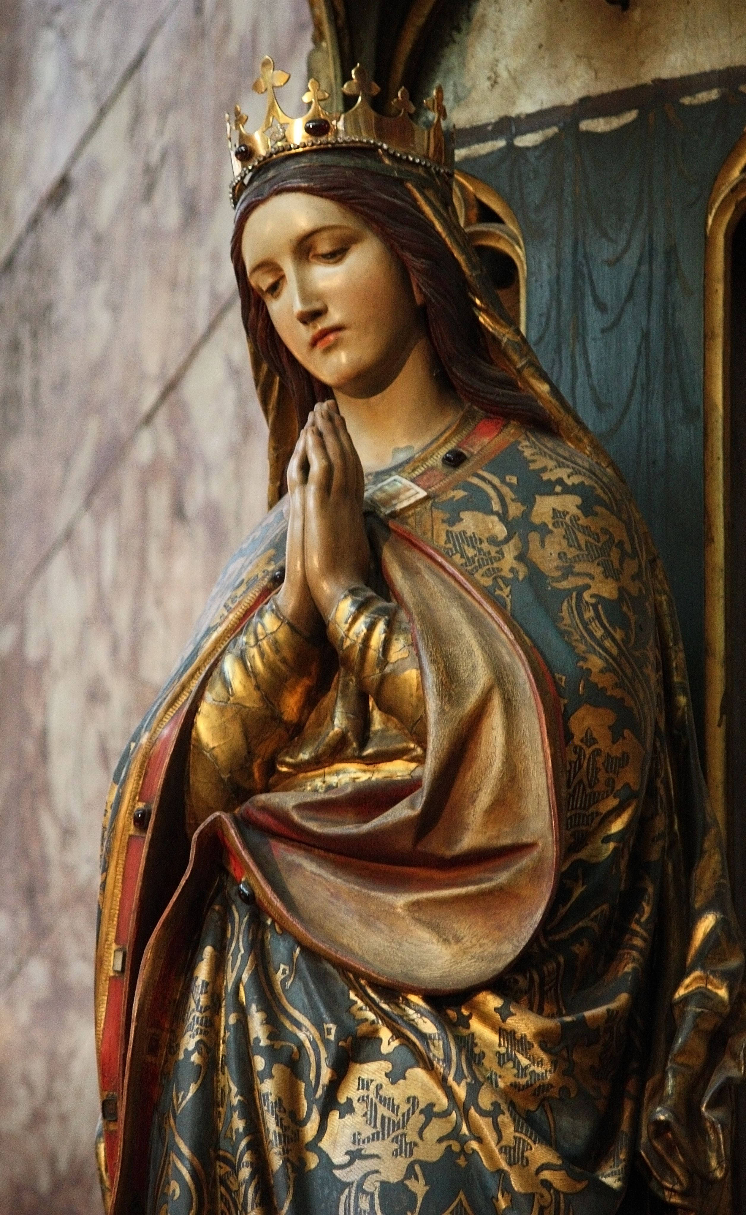 Jomfru Maria bronzestatue Wallpapers