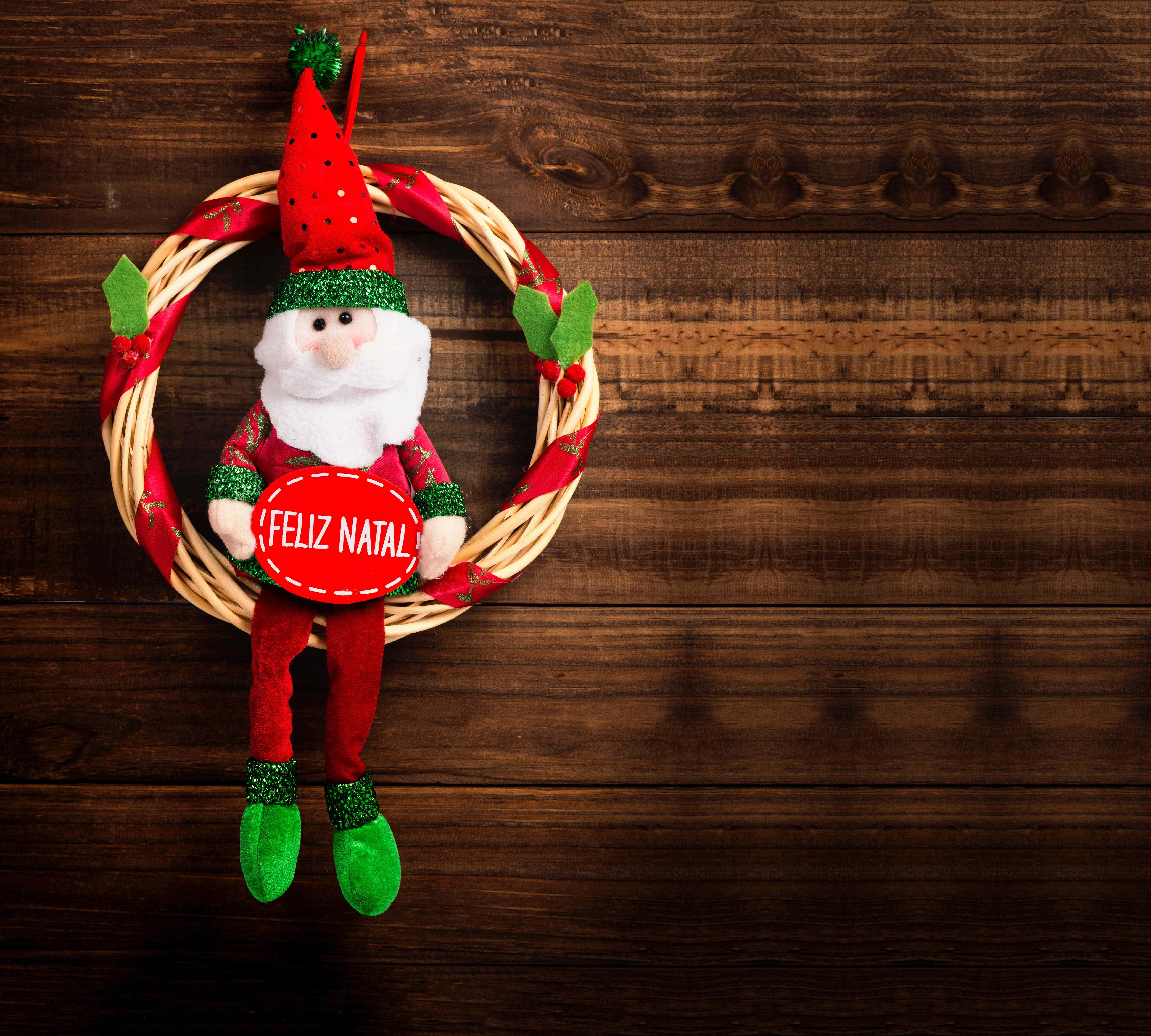 Julekrans med julemanden - fotobaggrund til jul Wallpapers