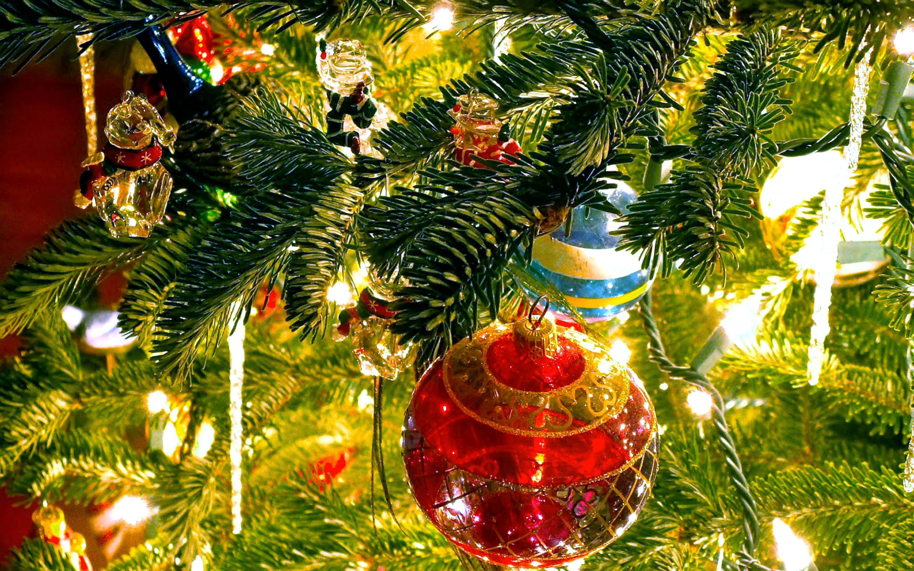 Julepynt med fine ornamenter Wallpapers
