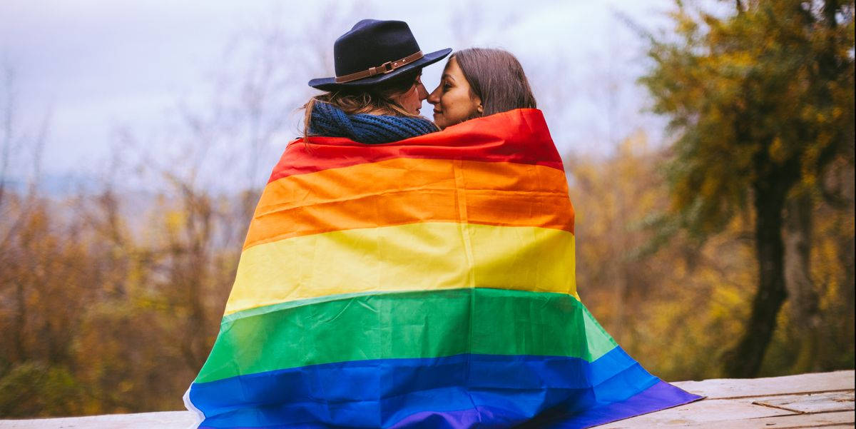 Kærlighed er kærlighed par med prideflag Wallpapers