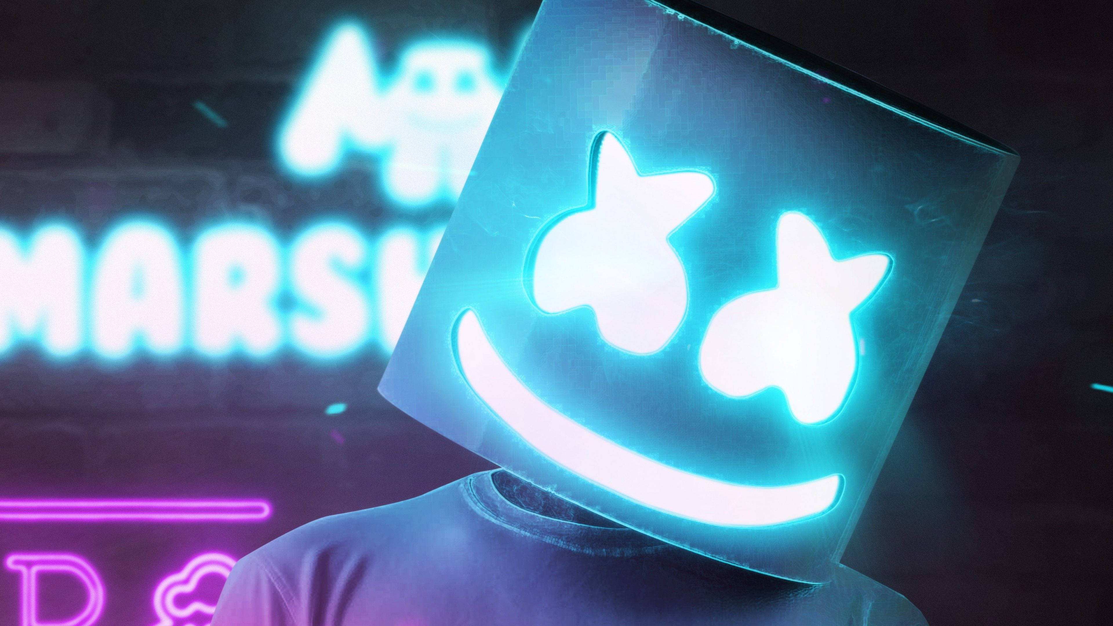 Kasseformet Neonsmil Wallpapers