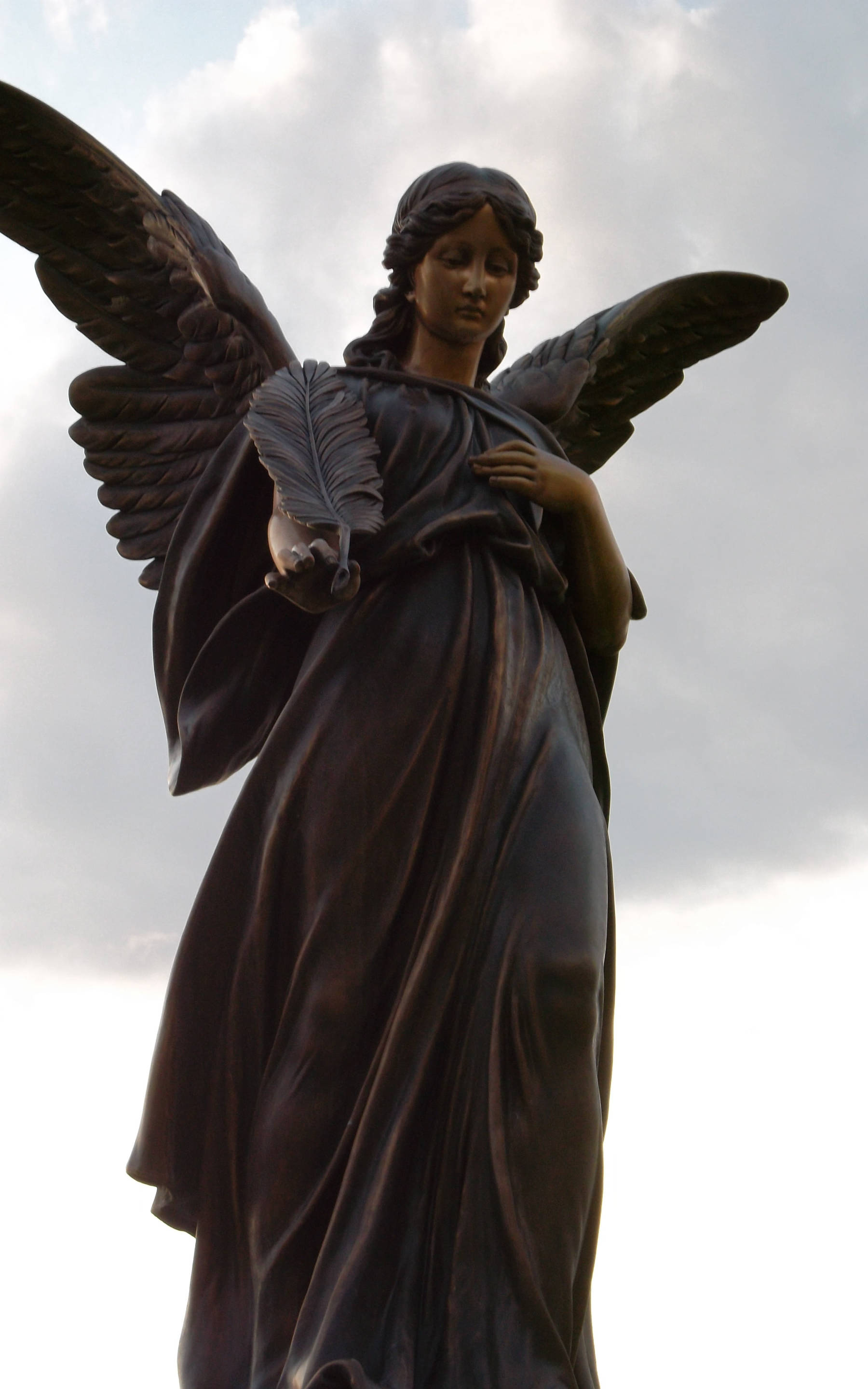 Katolsk bestilt engelstatue Wallpapers
