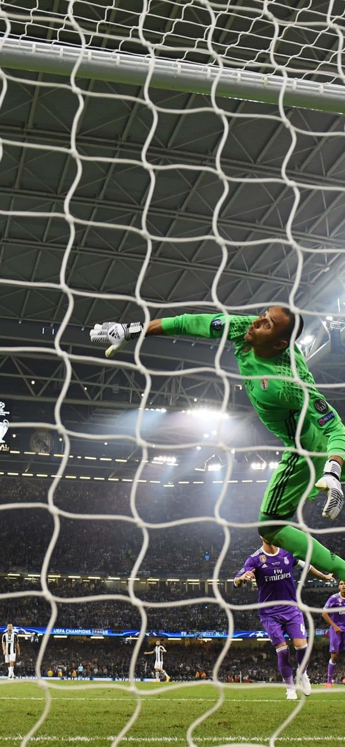 Keylor Navas i aktion på banen Wallpapers