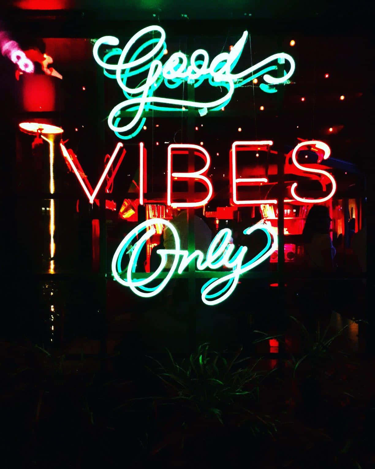 Lad neon-vibesene oplyse dit liv Wallpapers