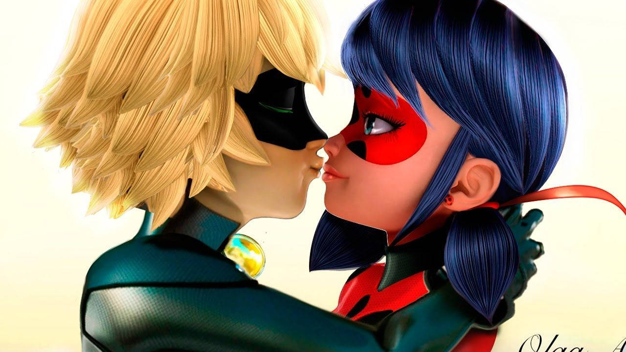 Ladybug og Cat Noir kysser animeret Wallpapers