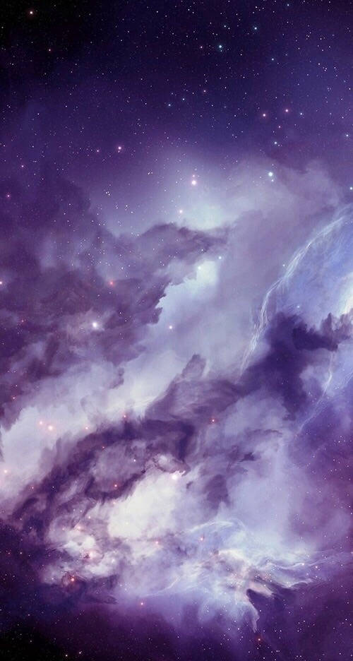 Lilla galakse med hvide skyer iPhone Wallpapers