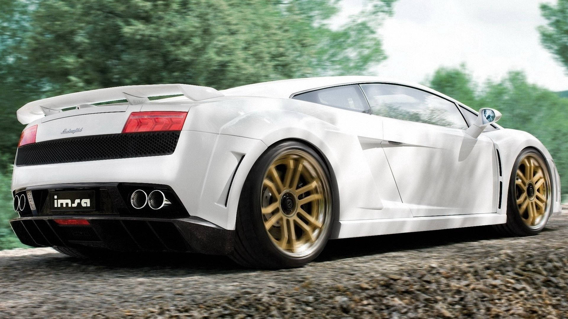 Luksus og fart i en hvid Lamborghini Wallpapers