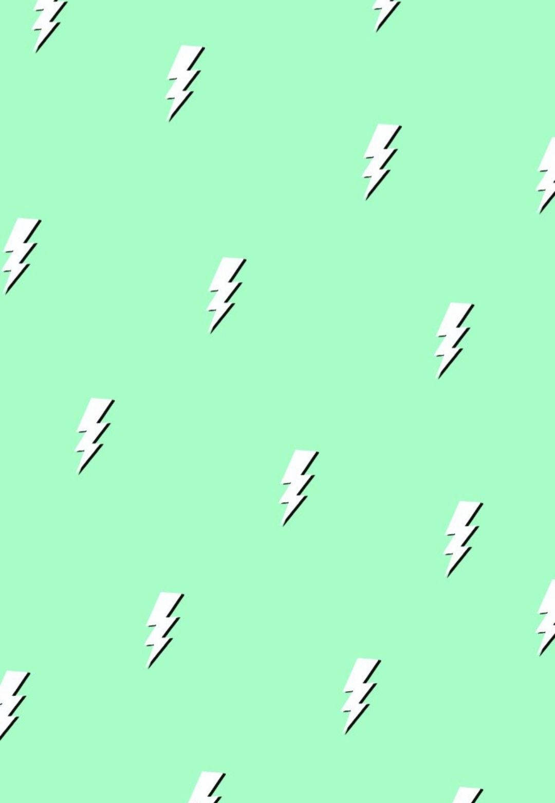 Lysegrønne æstetiske tordenkiler Wallpapers