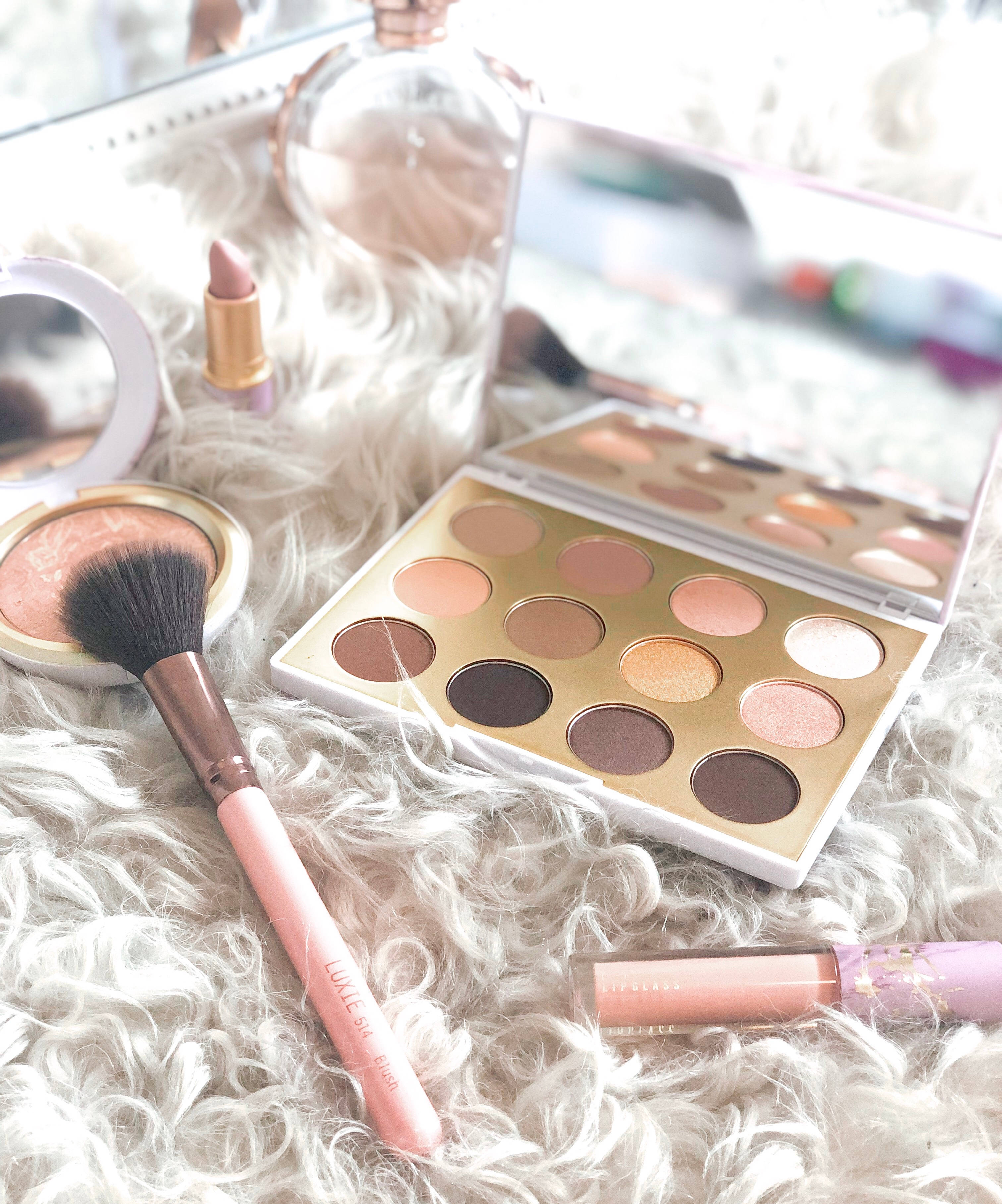 Mac Cosmetics Snow Ball Wallpapers