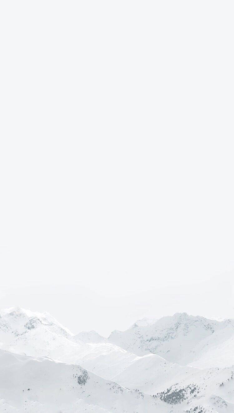 Majestætisk hvidt sneklædt bjerg Wallpapers