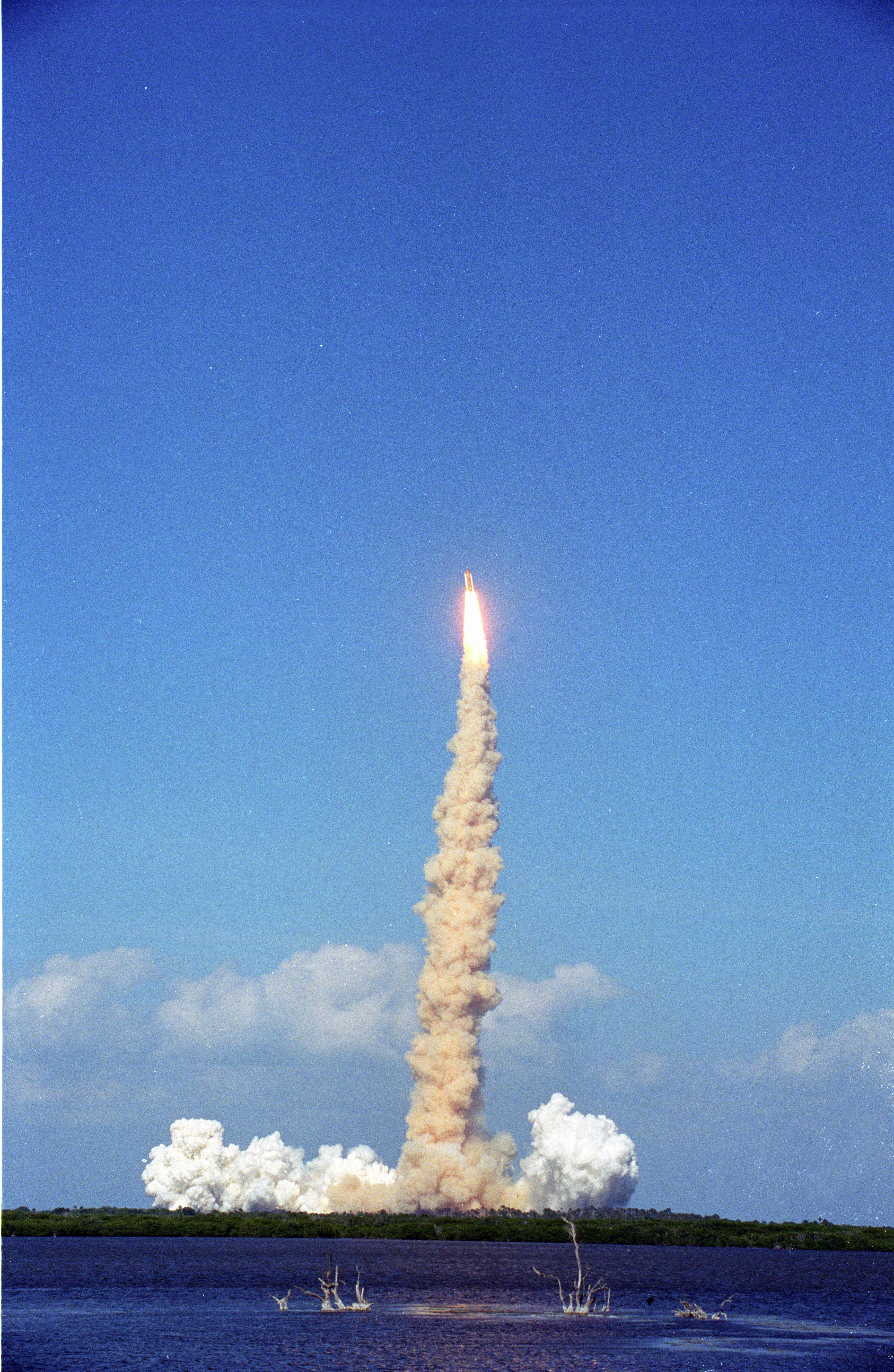 Majestætisk opsendelse af Ares I-X ved Kennedy Space Center Wallpapers