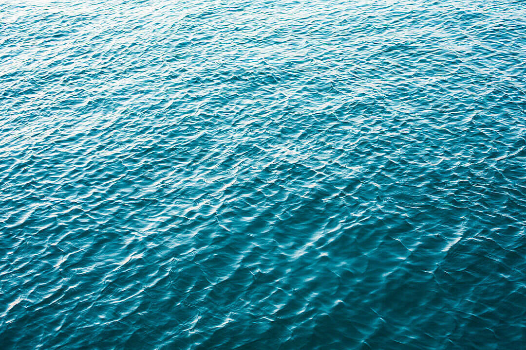Minimalistisk æstetisk skrivebordsbaggrund med roligt blåt hav Wallpapers