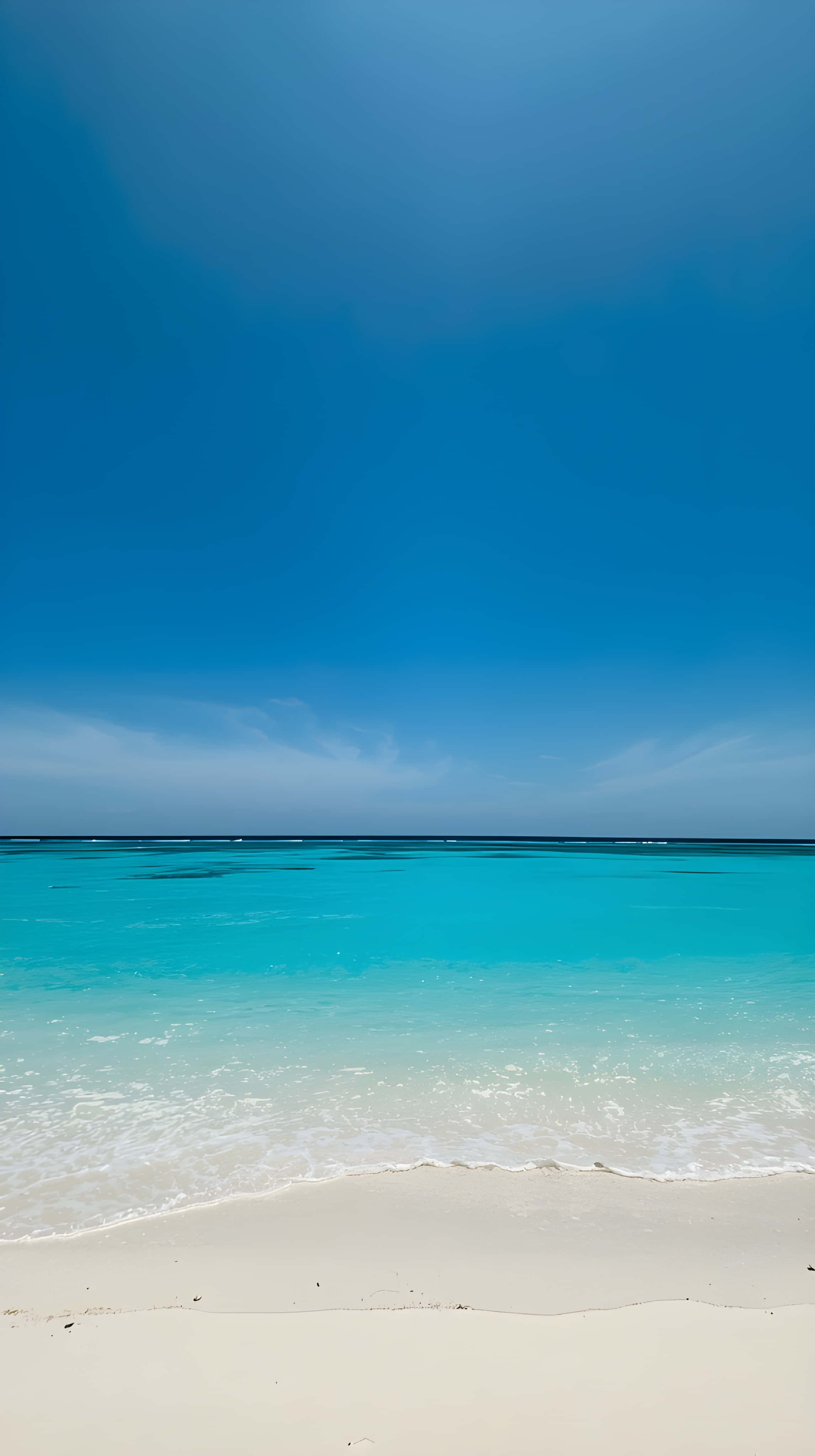 Minimalistisk sommerstrand og endeløs blå himmel baggrund Wallpapers