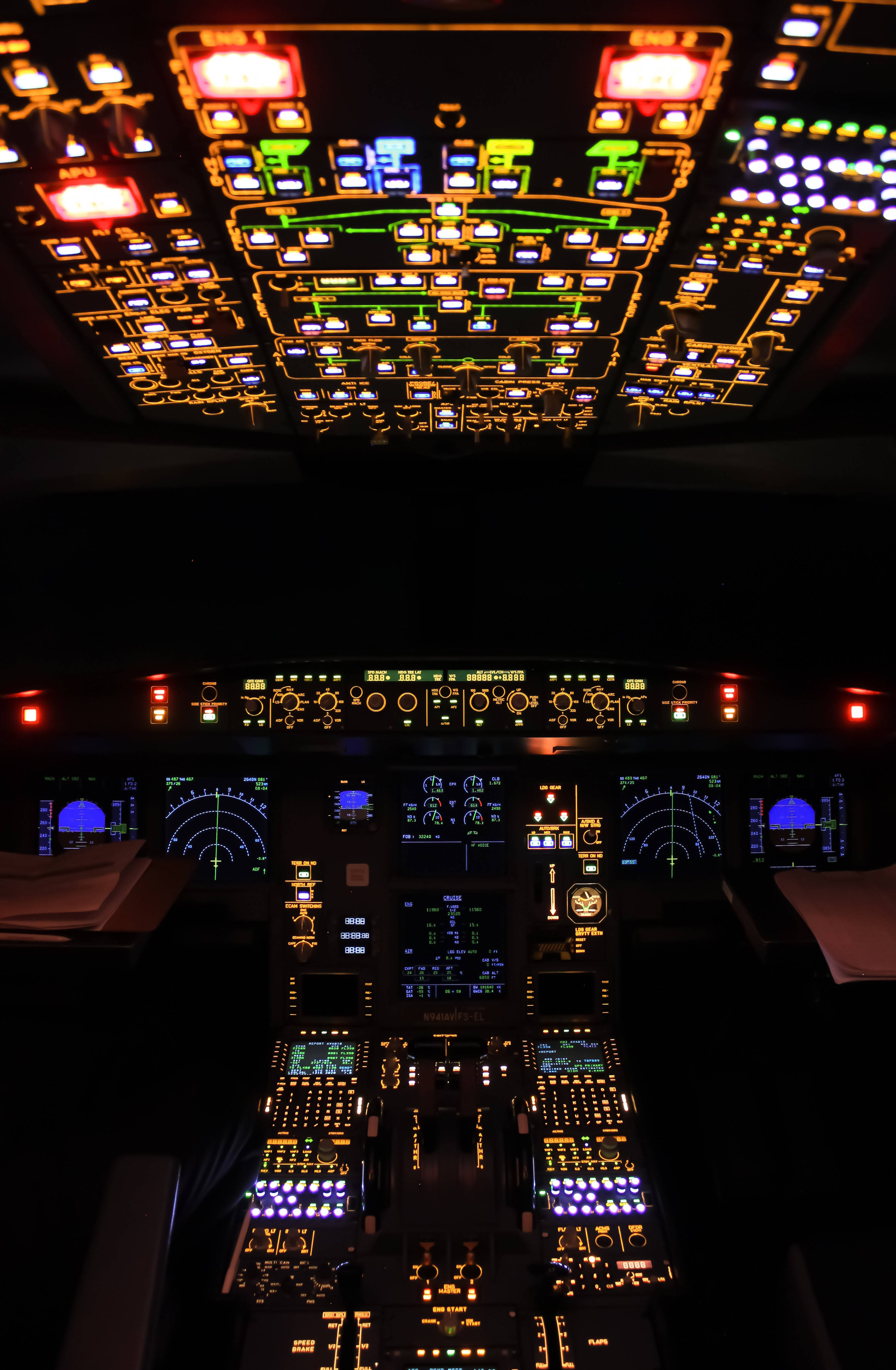 Moderne digital flycockpit Wallpapers
