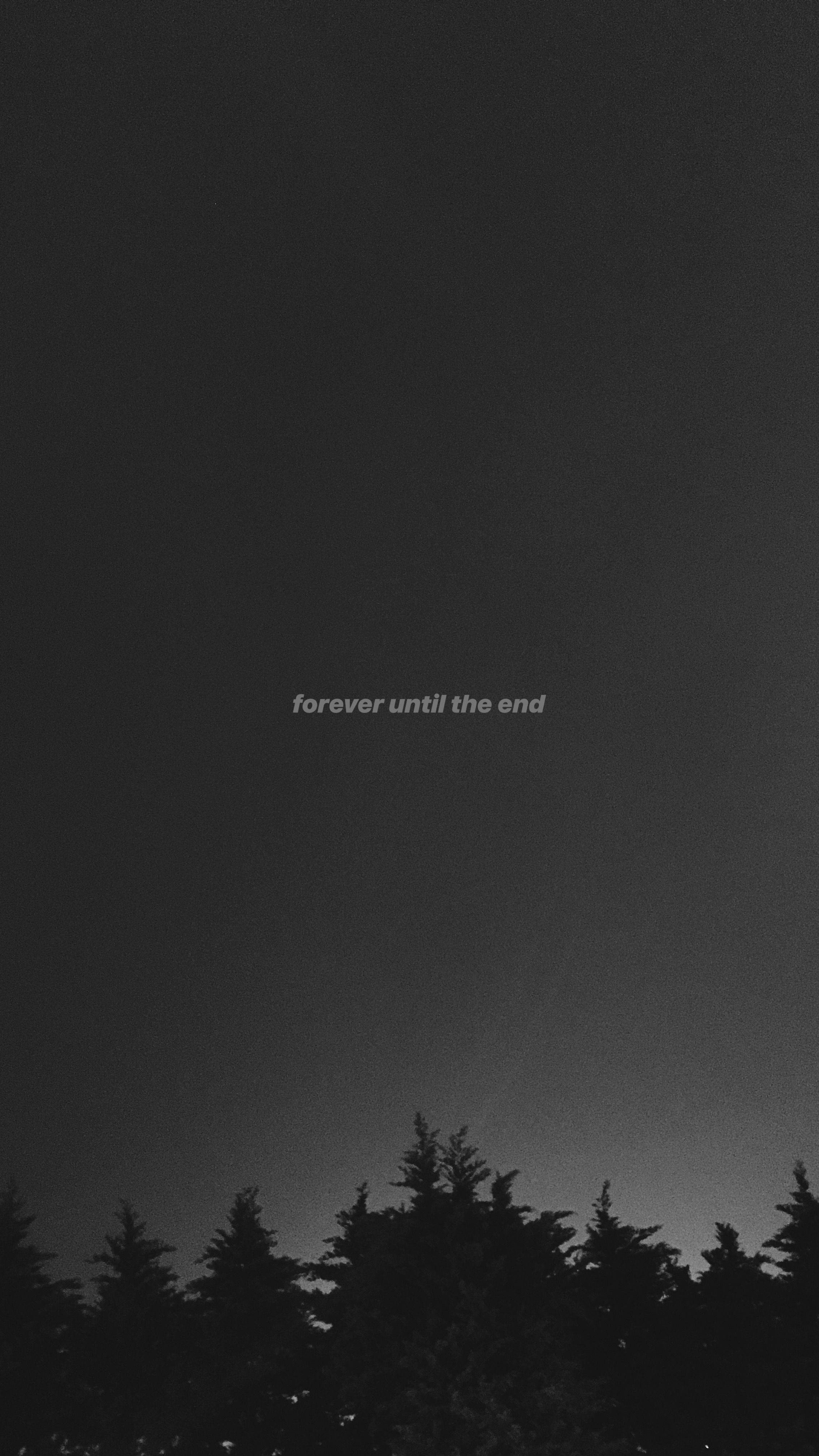 Mørkegrå iPhone-baggrund med evighedscitat Wallpapers