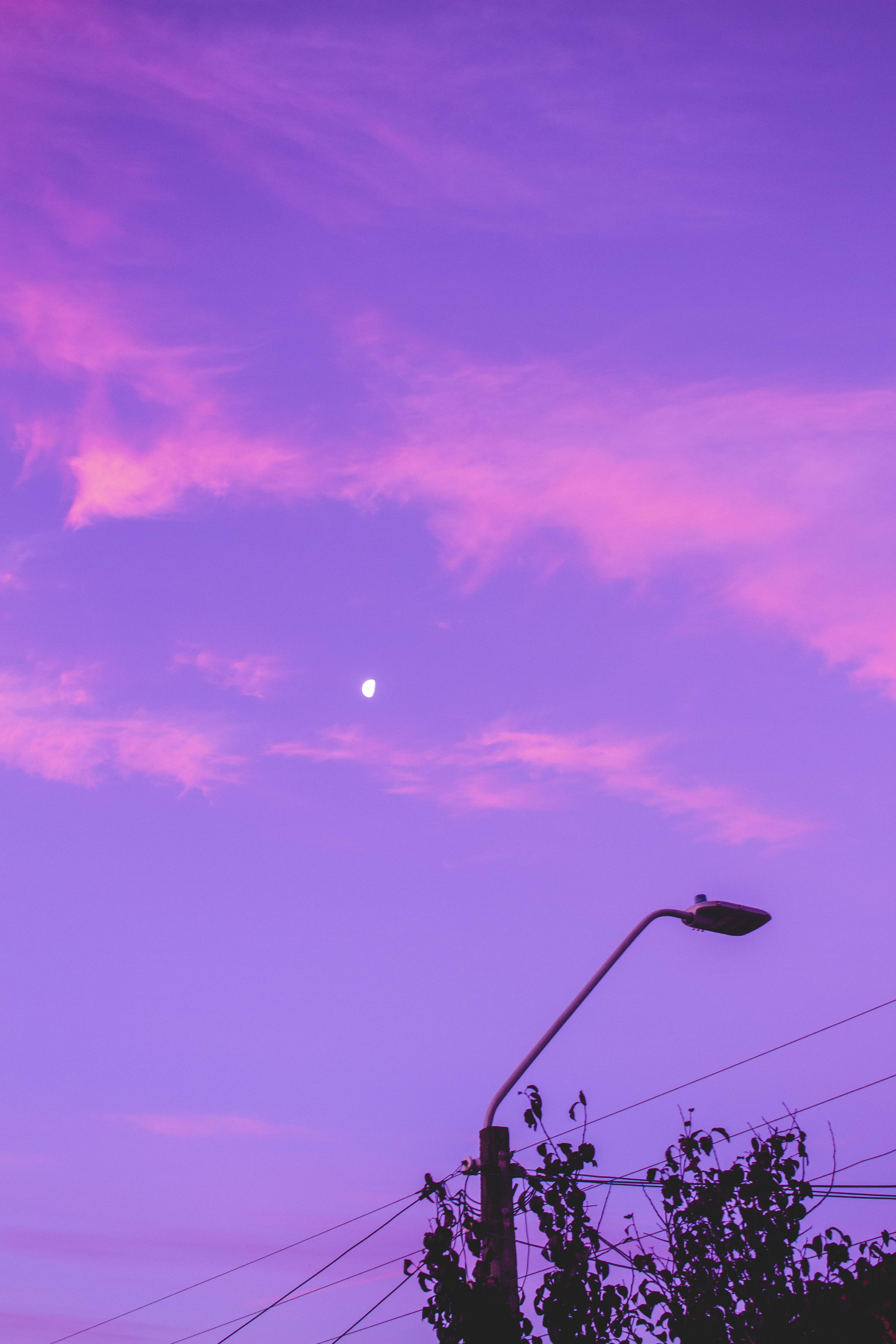 Mørk lilla æstetisk pink himmel Wallpapers