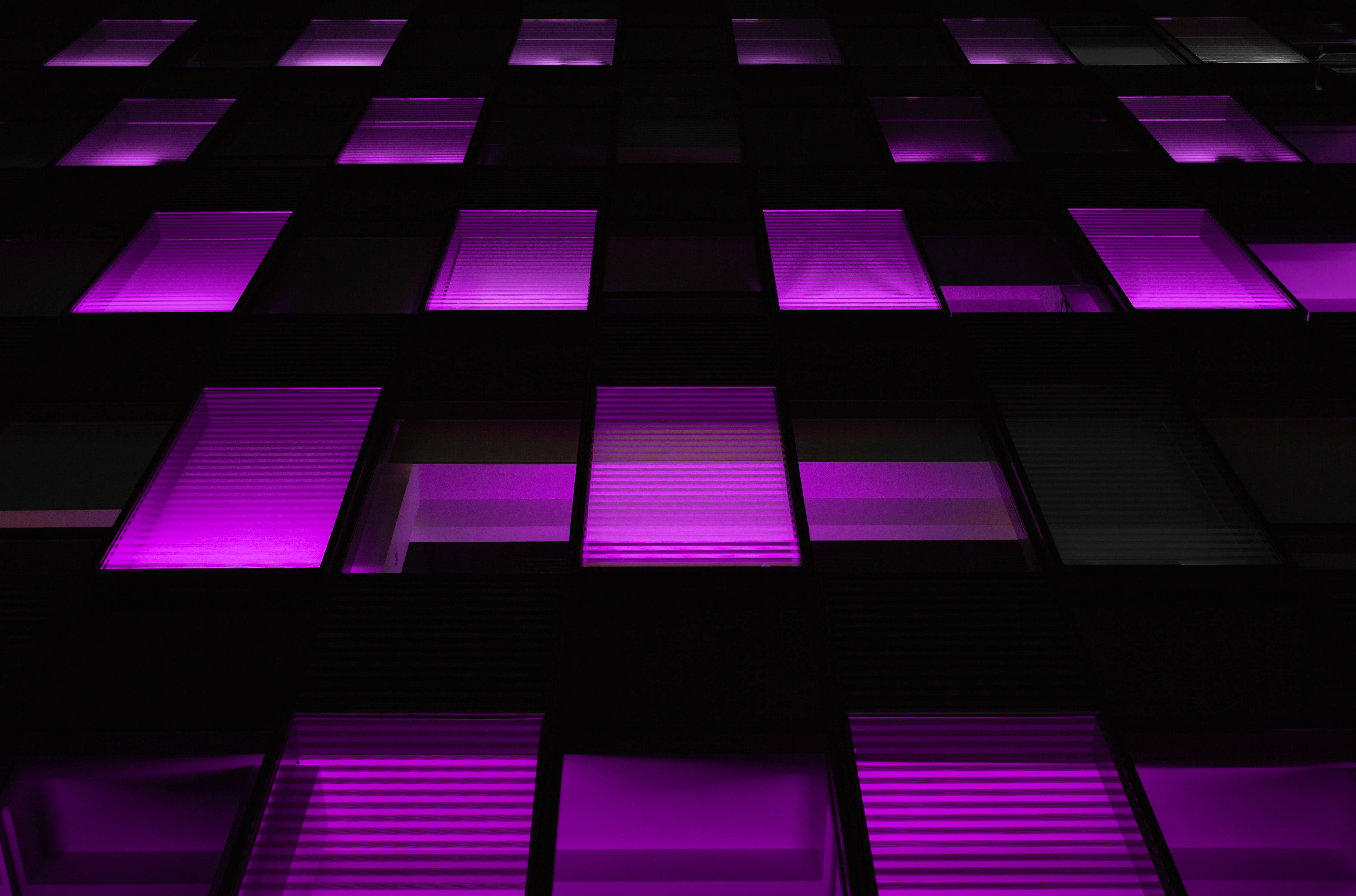 Mørke neonlilla firkanter Wallpapers