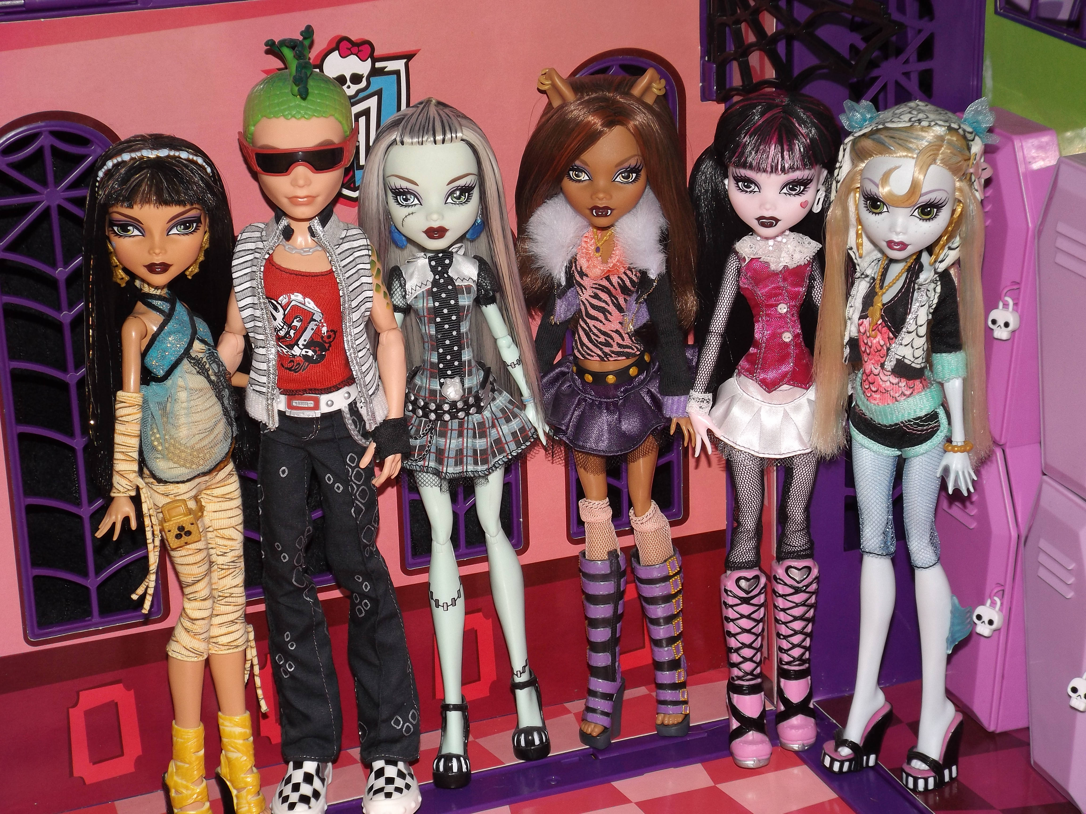 Nat i byen Disco Bratz Aesthetic Wallpapers