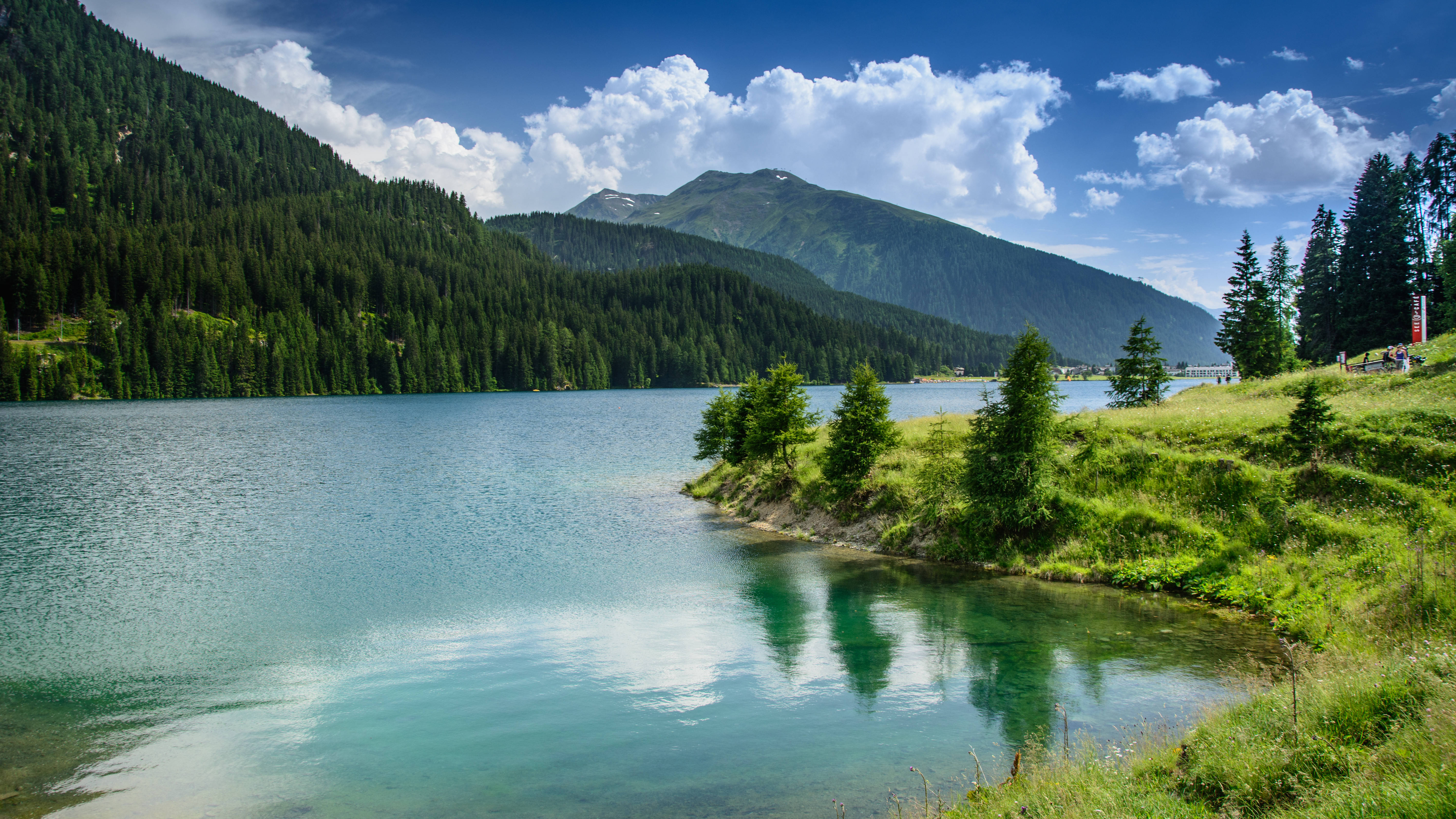 Natur af bjerge og sø Wallpapers