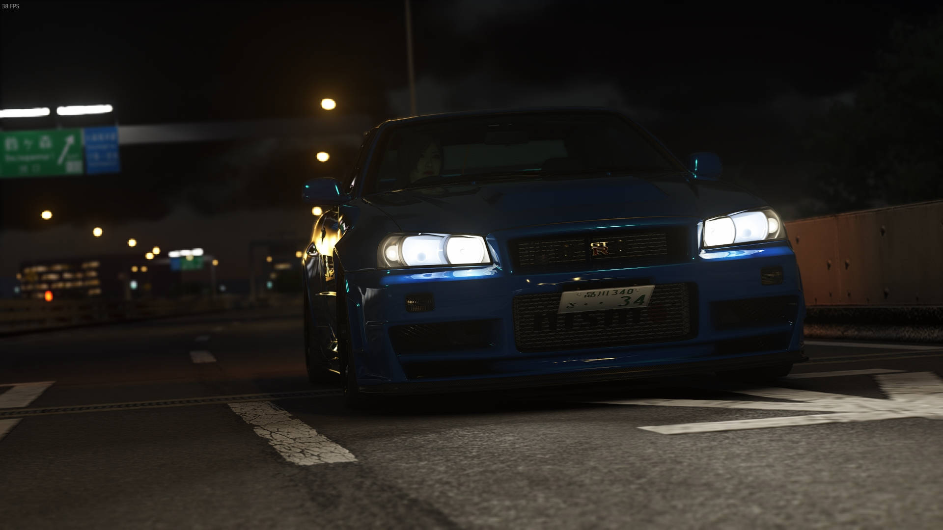 Nissan Skyline GTR R34 på motorvej Wallpapers
