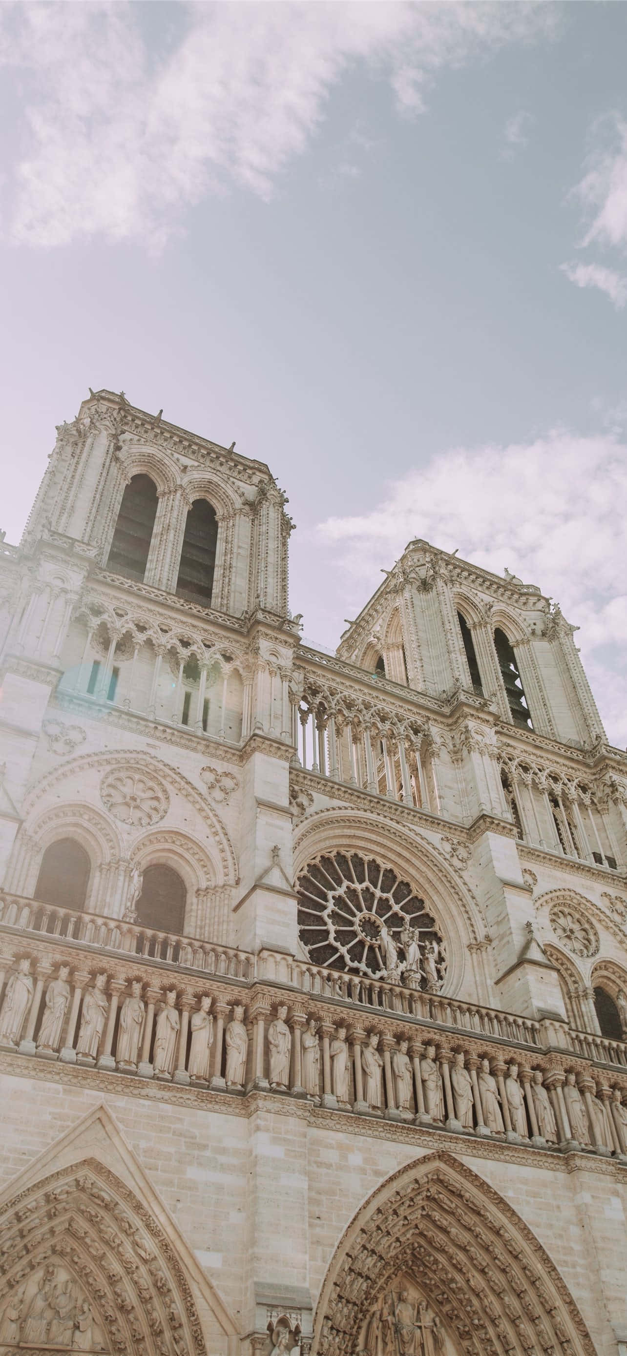 Notre Dame katedralens frontarkitektur Wallpapers