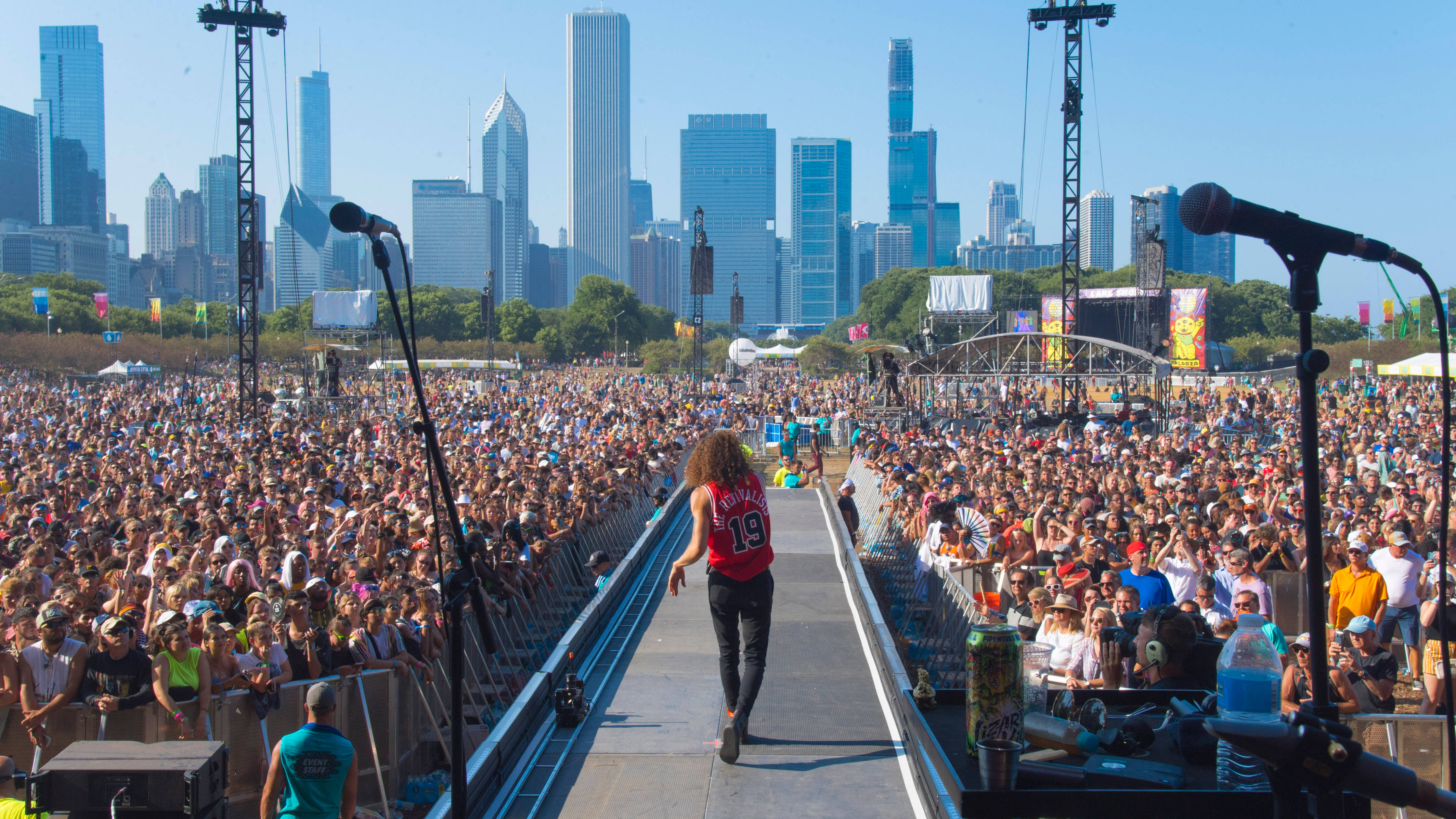 Nyd en solrig sommerdag ved Lollapalooza Chicago! Wallpapers