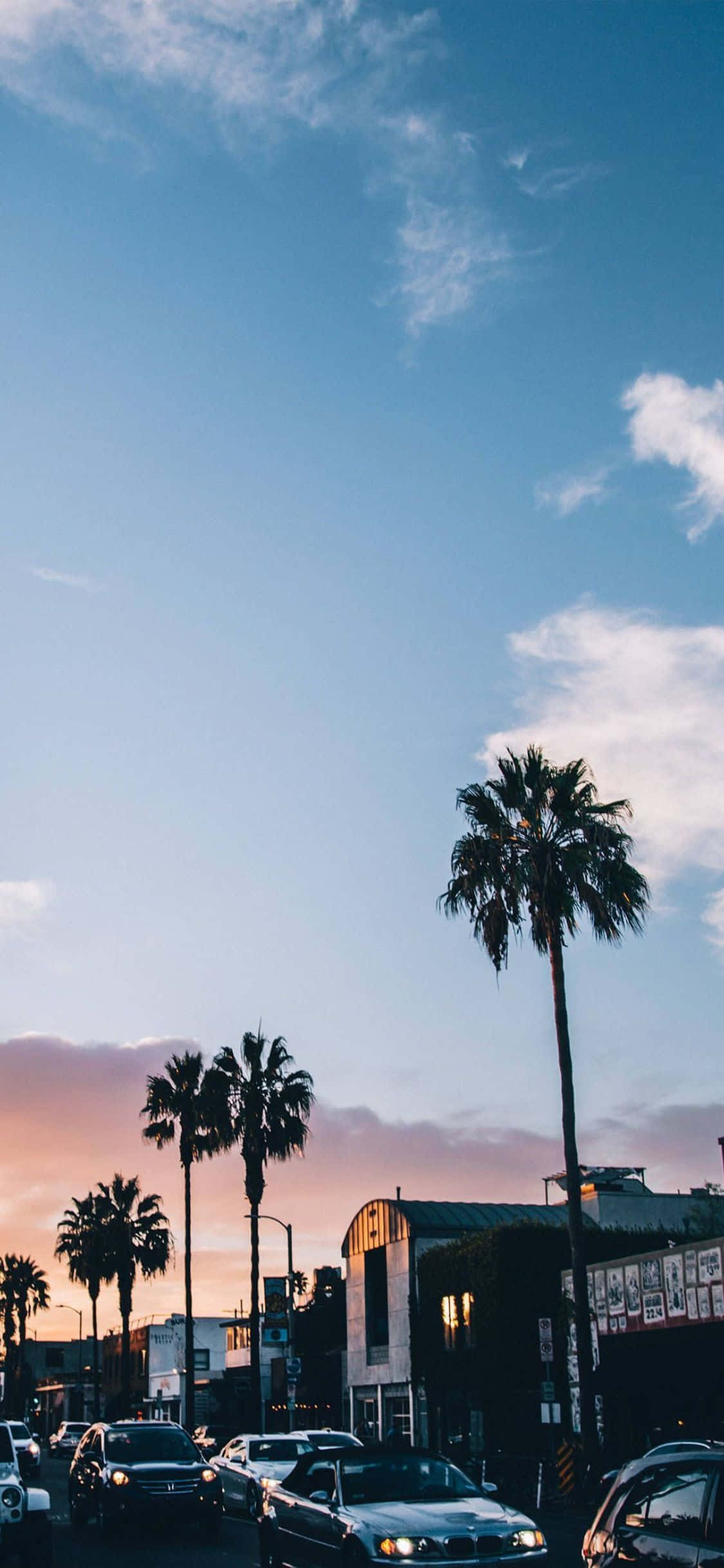 Nyd levende udsigter over Californien fra din iPhone Xs Wallpapers