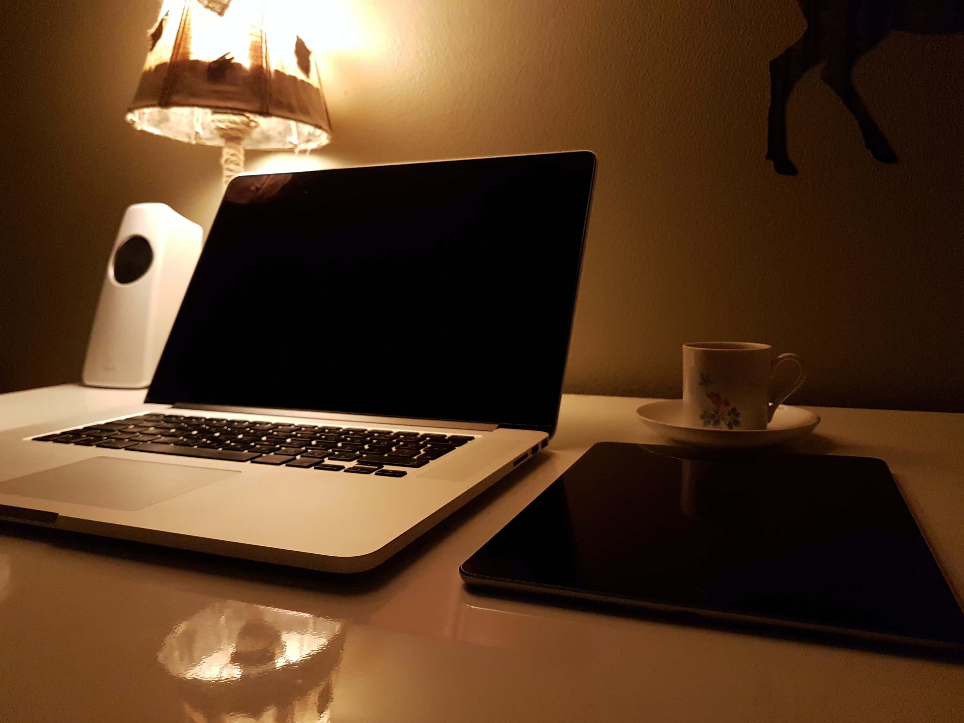 Nyd skønheden ved denne æstetiske Macbook Wallpapers