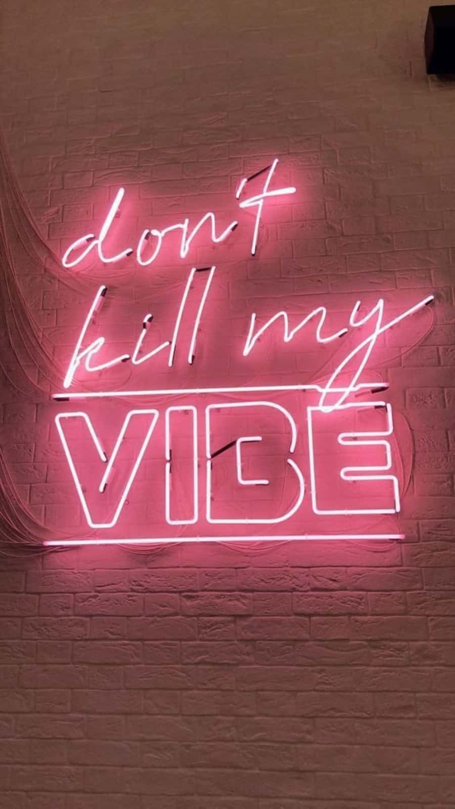 Omslut dig med en magisk neonlys pink æstetik Wallpapers