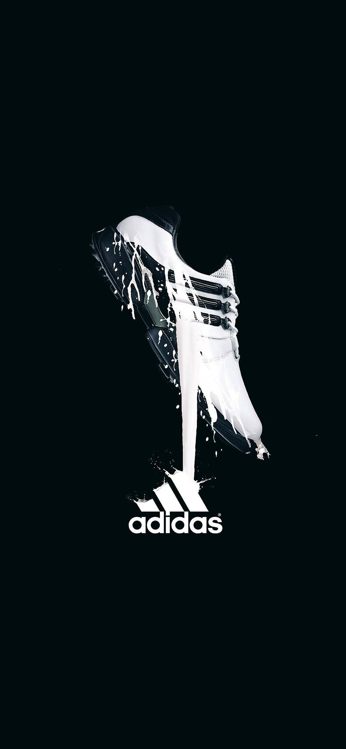 Opgrader din stil med det ikoniske Adidas-logo Wallpapers