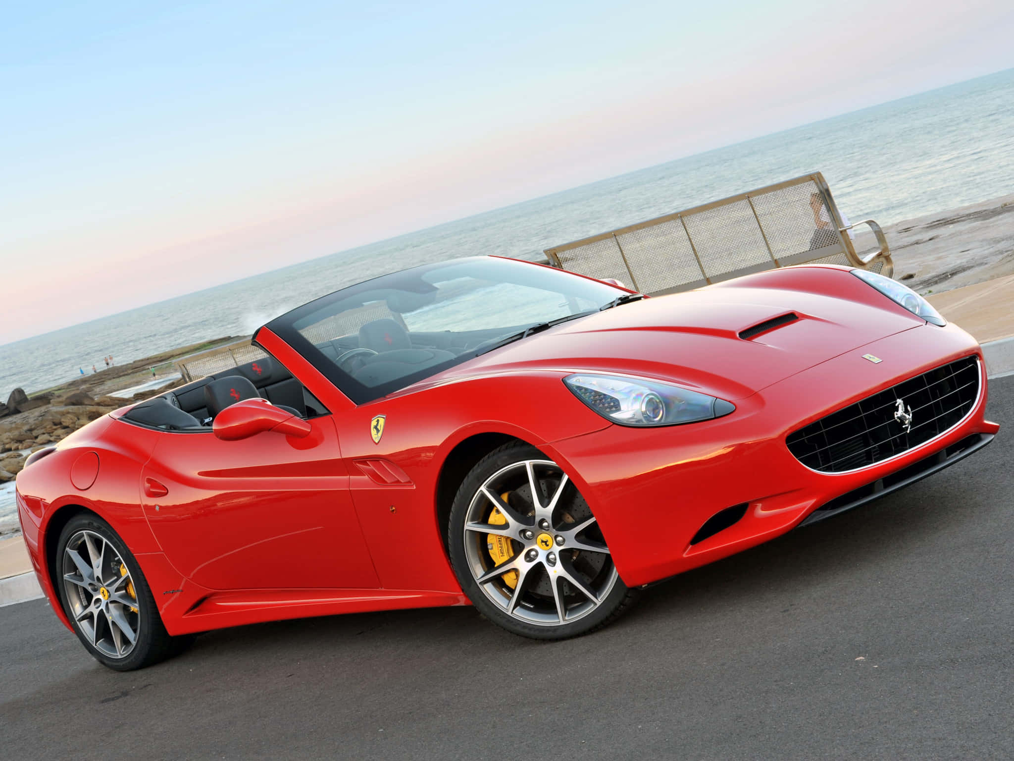 Oplev den uovertrufne kraft i en Ferrari Wallpapers