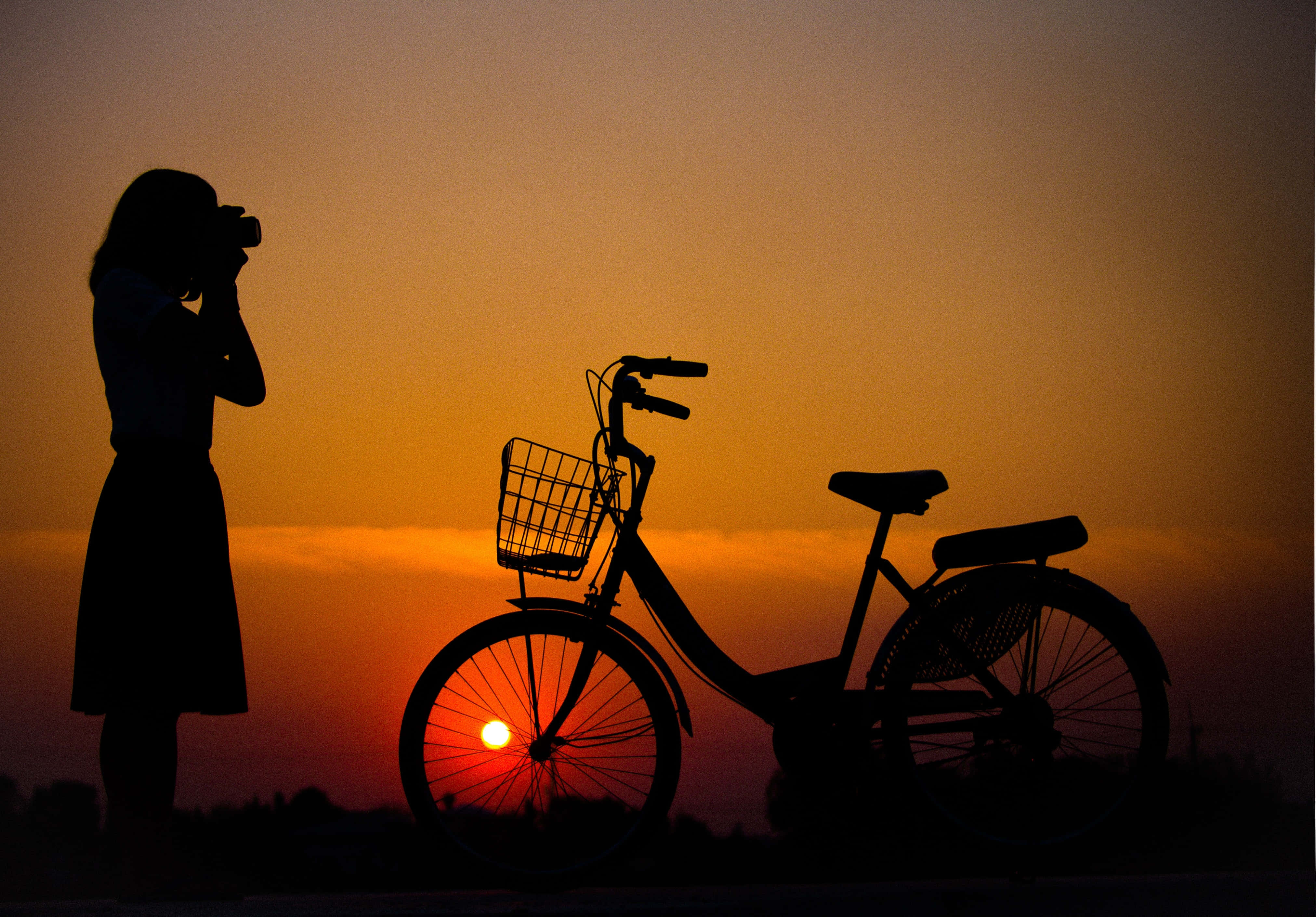 Oplev skønheden ved en solnedgang. Wallpapers