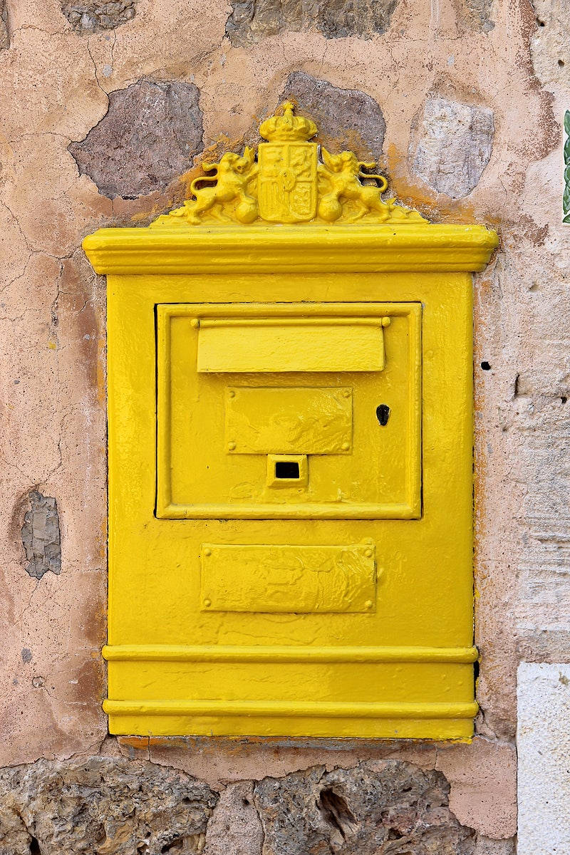 Ornamental gul postkasse Wallpapers
