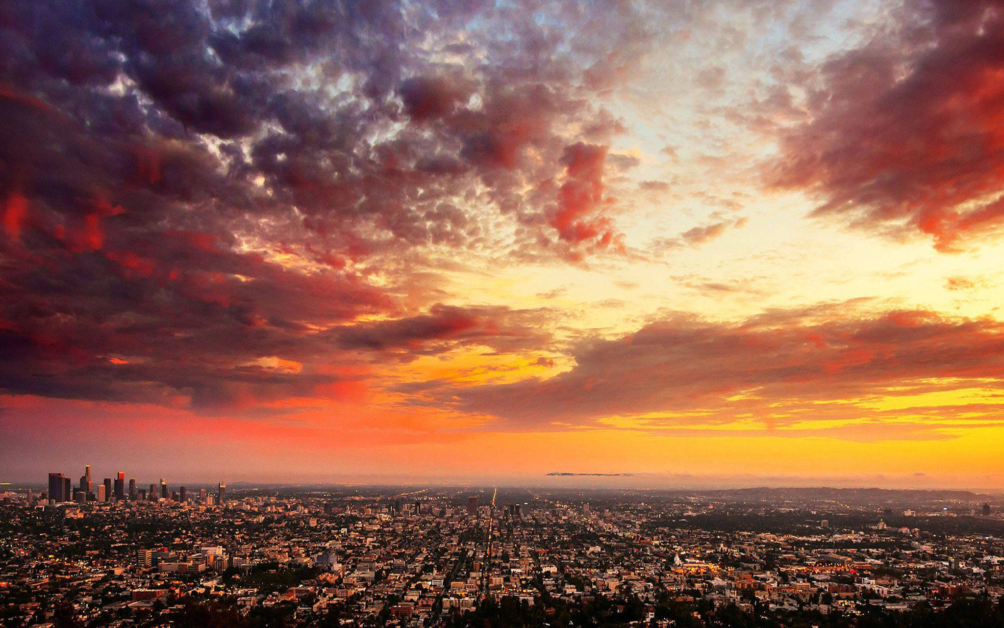 Overskyet solnedgang i Los Angeles Wallpapers