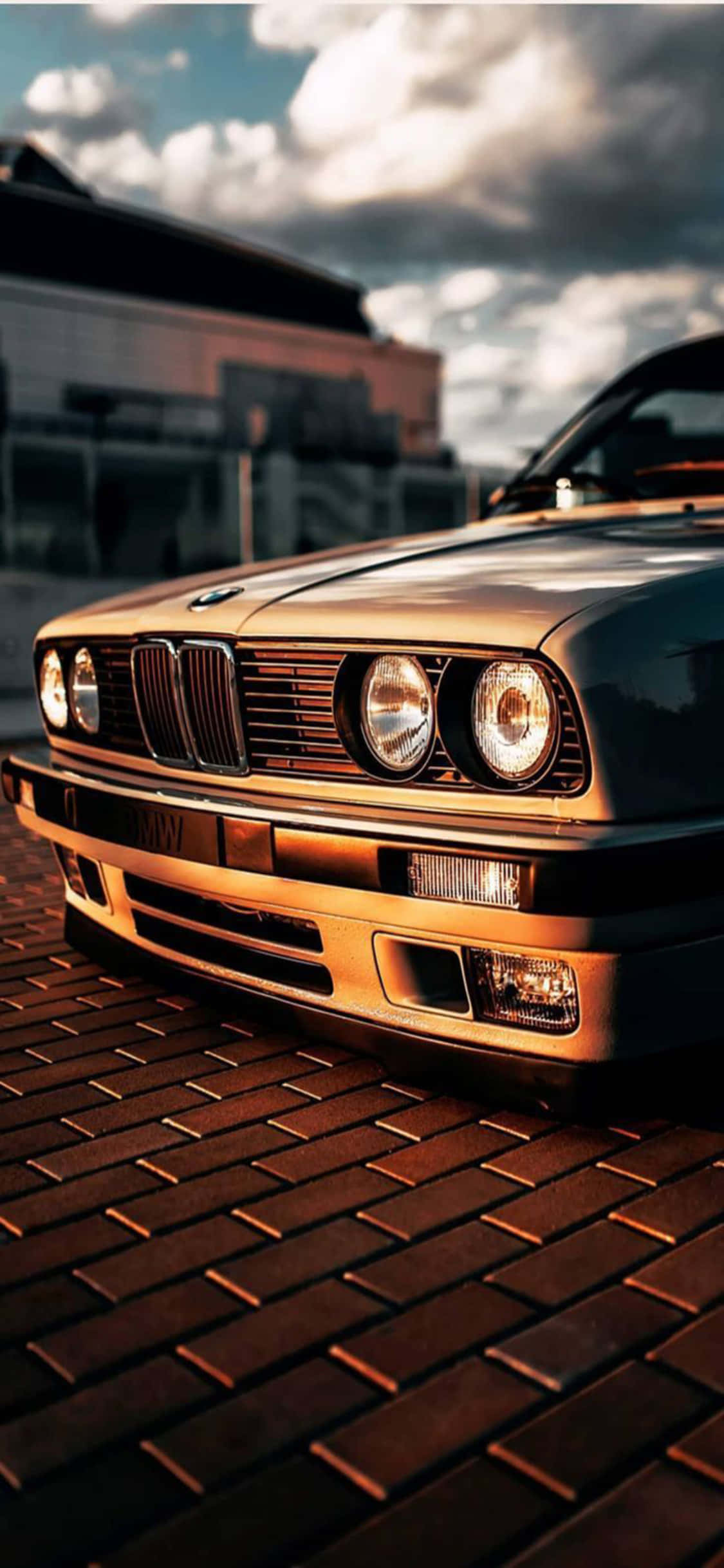 På vej mod fremtiden i en BMW og en iPhone X Wallpapers
